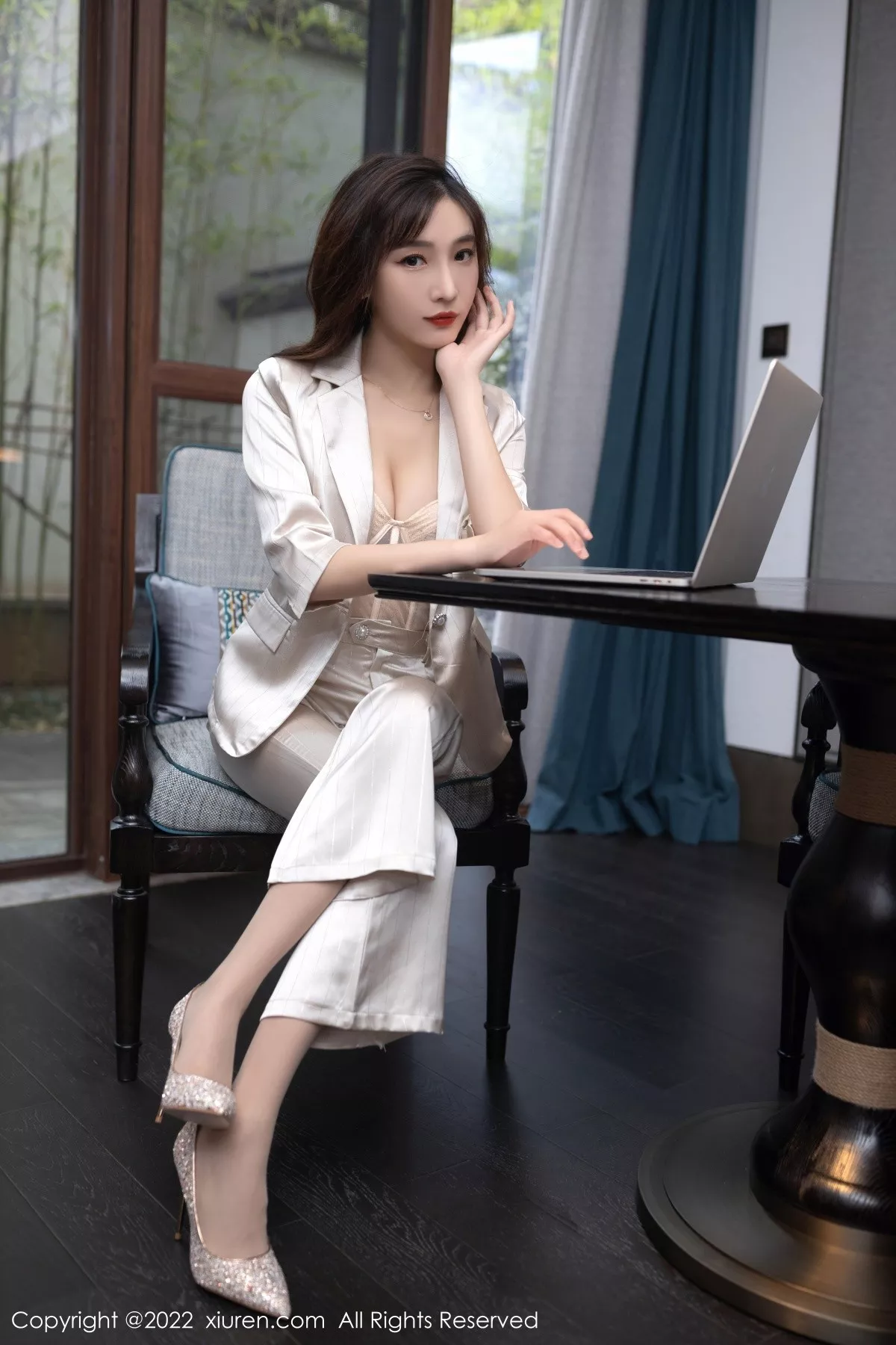 [XiuRen秀人网] 2022.09.15 No.5594 陆萱萱 美腿丝袜 [78P] NO.3