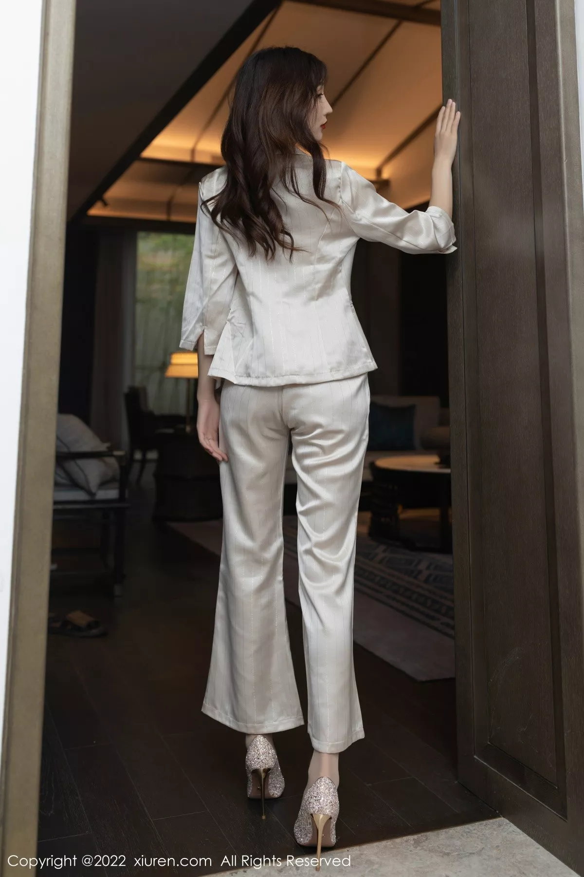 [XiuRen秀人网] 2022.09.15 No.5594 陆萱萱 美腿丝袜 [78P] NO.1