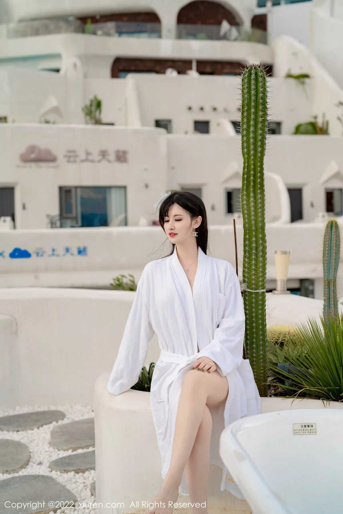 [XiuRen秀人网] 2022.08.23 No.5476 诗诗kiki 白色比基尼 [55P] NO.5