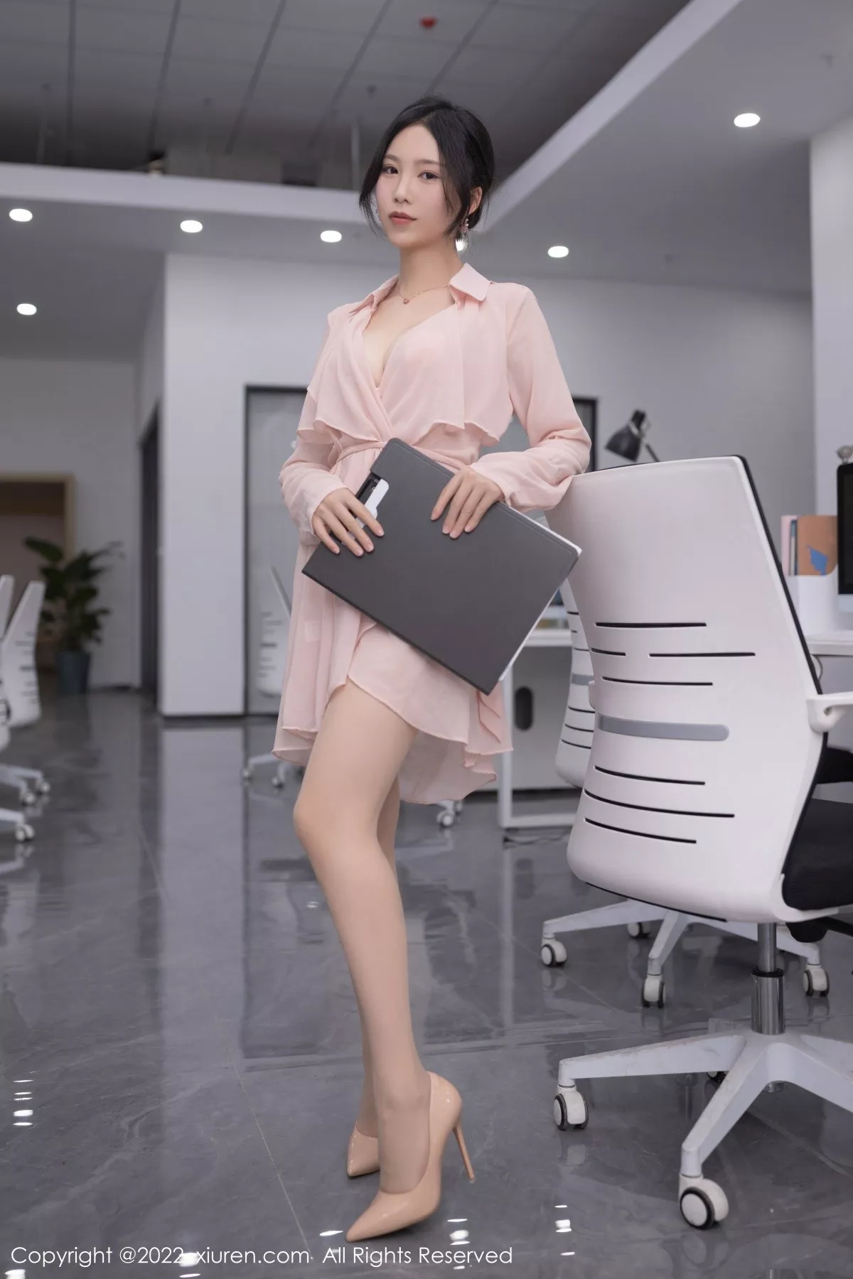 [XiuRen秀人网] 2022.09.28 No.5657 利世 职员装扮 [77P] NO.10