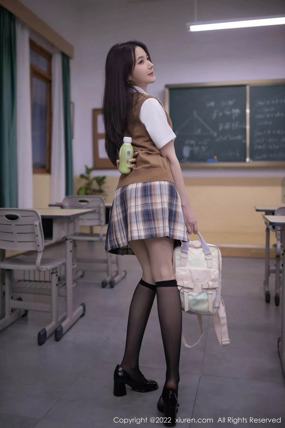 [XiuRen秀人网] 2022.09.30 No.5673 鱼子酱Fish 杭州旅拍 [80P] NO.3