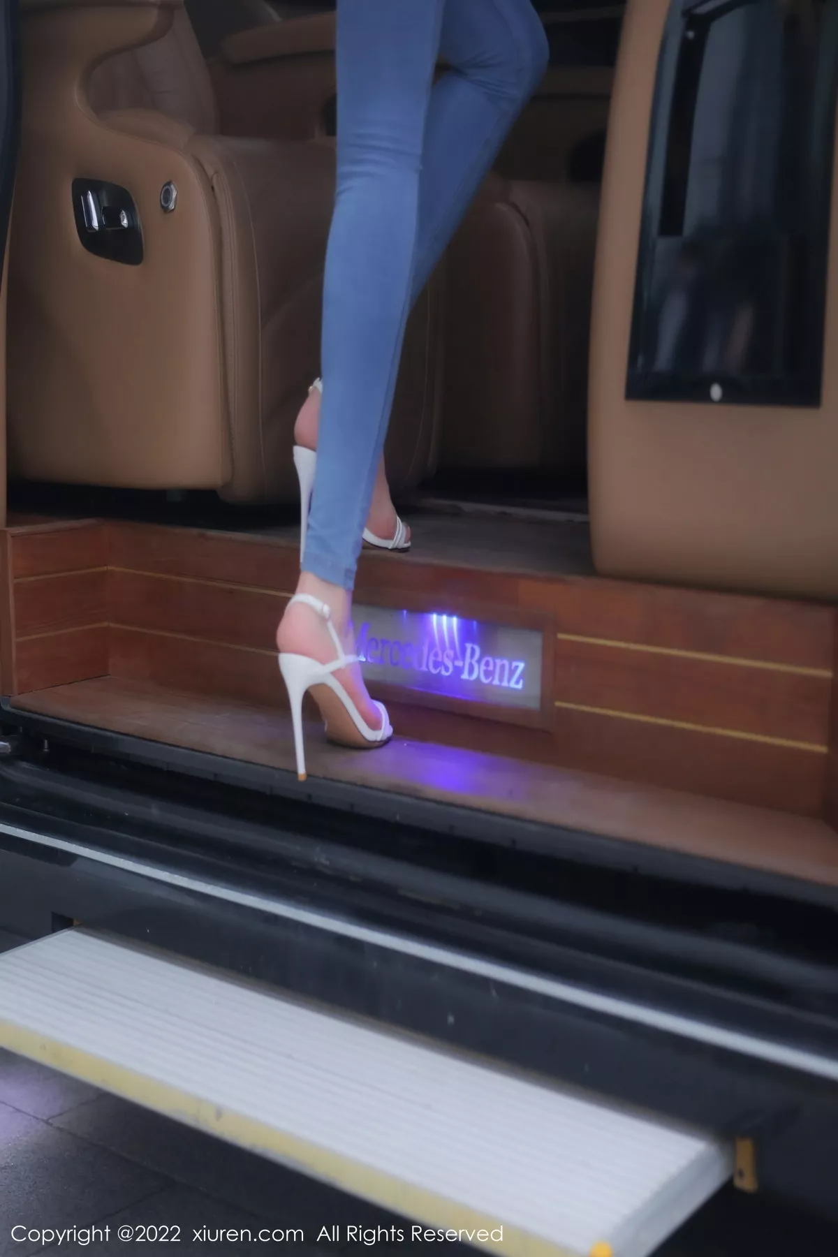 [XiuRen秀人网] 2022.10.08 No.5677 李雅柔182CM 牛仔裤美腿 [84P] NO.7