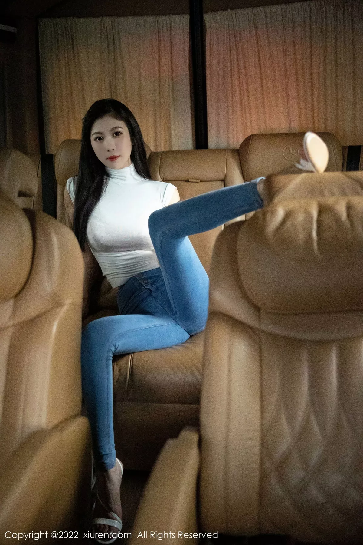 [XiuRen秀人网] 2022.10.08 No.5677 李雅柔182CM 牛仔裤美腿 [84P] NO.11