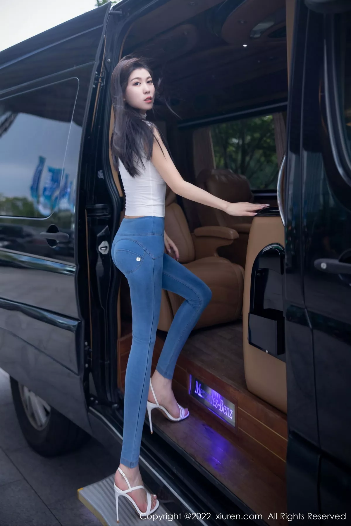 [XiuRen秀人网] 2022.10.08 No.5677 李雅柔182CM 牛仔裤美腿 [84P] NO.4