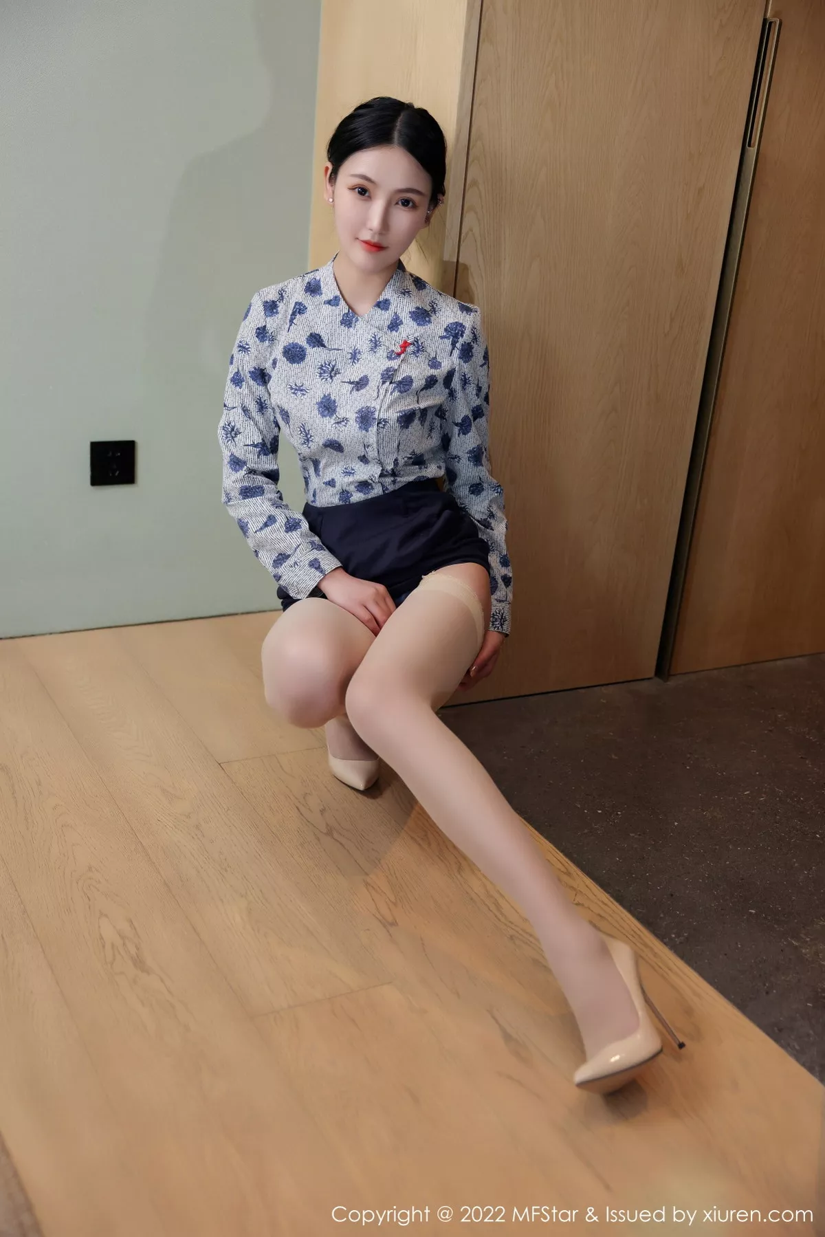 [MFStar模范学院] 2022.10.09 VOL.569 Ai西西里 制服美腿 [43P] NO.12