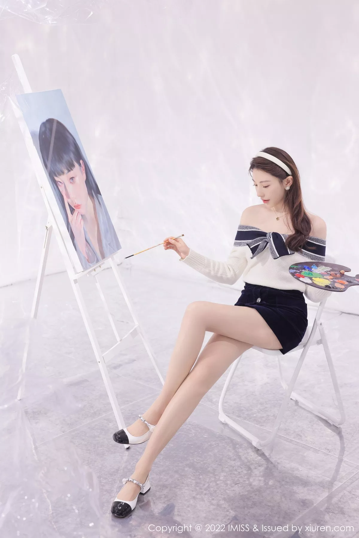 [IMISS爱蜜社] 2022.10.09 VOL.704 Lynn刘奕宁 短裙美腿 [22P] NO.8