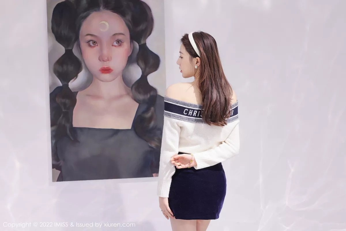 [IMISS爱蜜社] 2022.10.09 VOL.704 Lynn刘奕宁 短裙美腿 [22P] NO.6