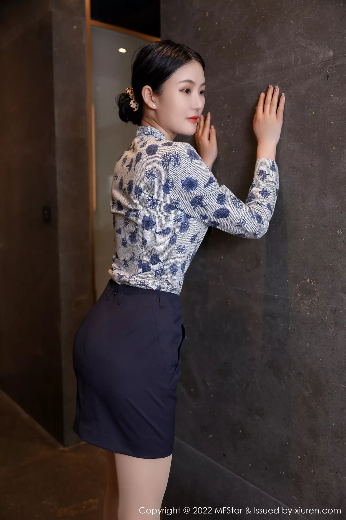 [MFStar模范学院] 2022.10.09 VOL.569 Ai西西里 制服美腿 [43P] NO.2