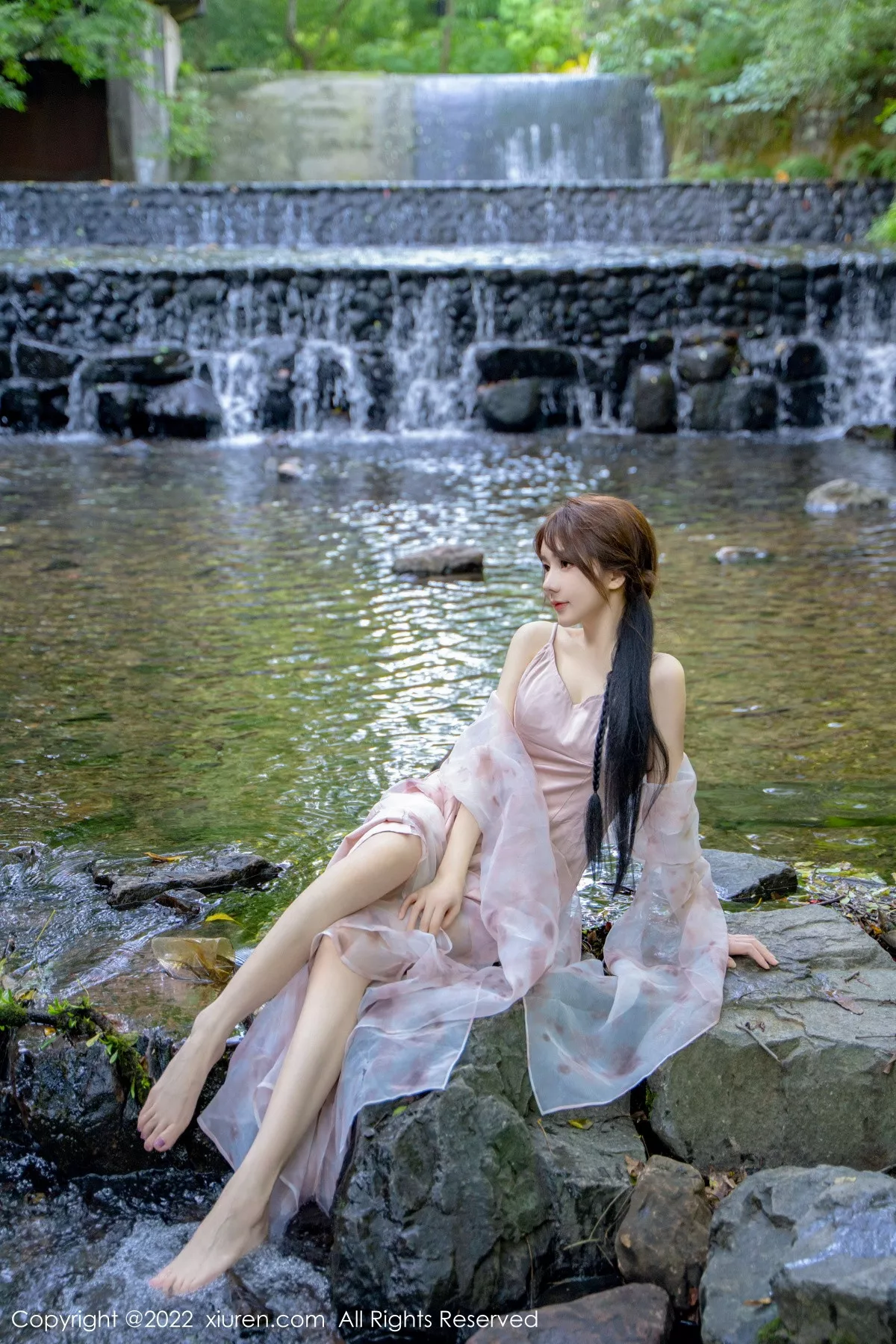 [XiuRen秀人网] 2022.10.11 No.5690 婠婠么 美腿长裙 [81P] NO.11