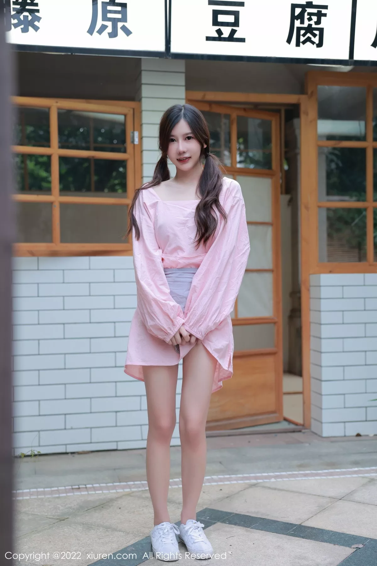 [XiuRen秀人网] 2022.10.12 No.5697 尹甜甜 美腿厨娘 [52P] NO.2