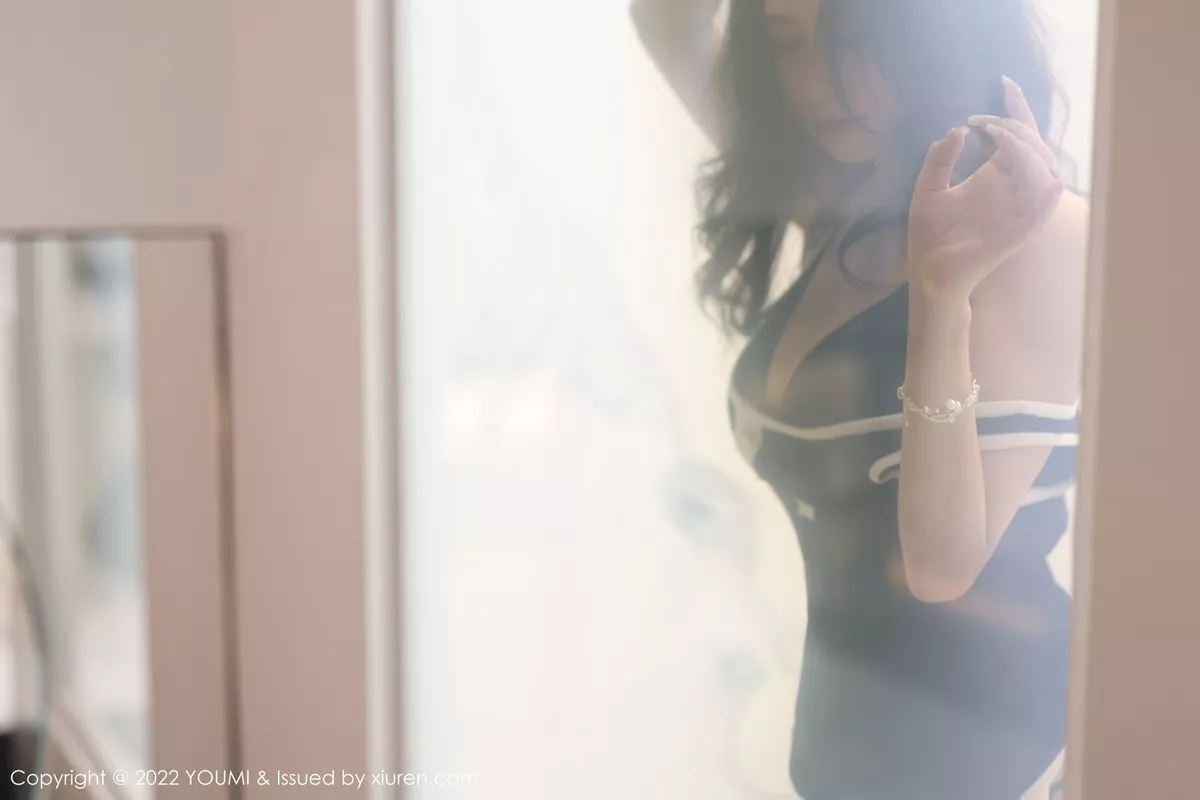 [YOUMI尤蜜荟] 2022.10.19 VOL.855 laura阿姣 黑丝美腿 [79P] NO.9