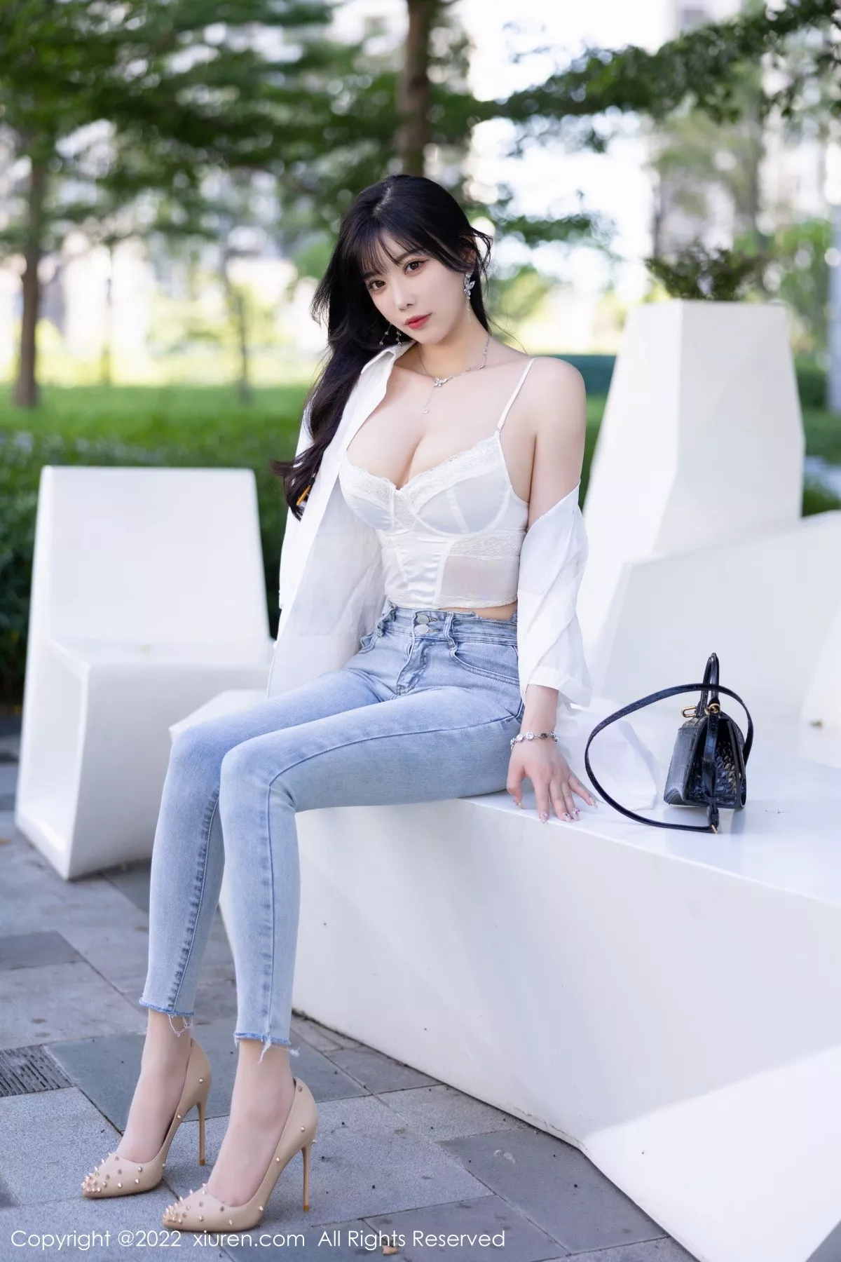 [XiuRen秀人网] 2022.09.20 No.5614 杨晨晨Yome 牛仔裤美臀 [83P] NO.12