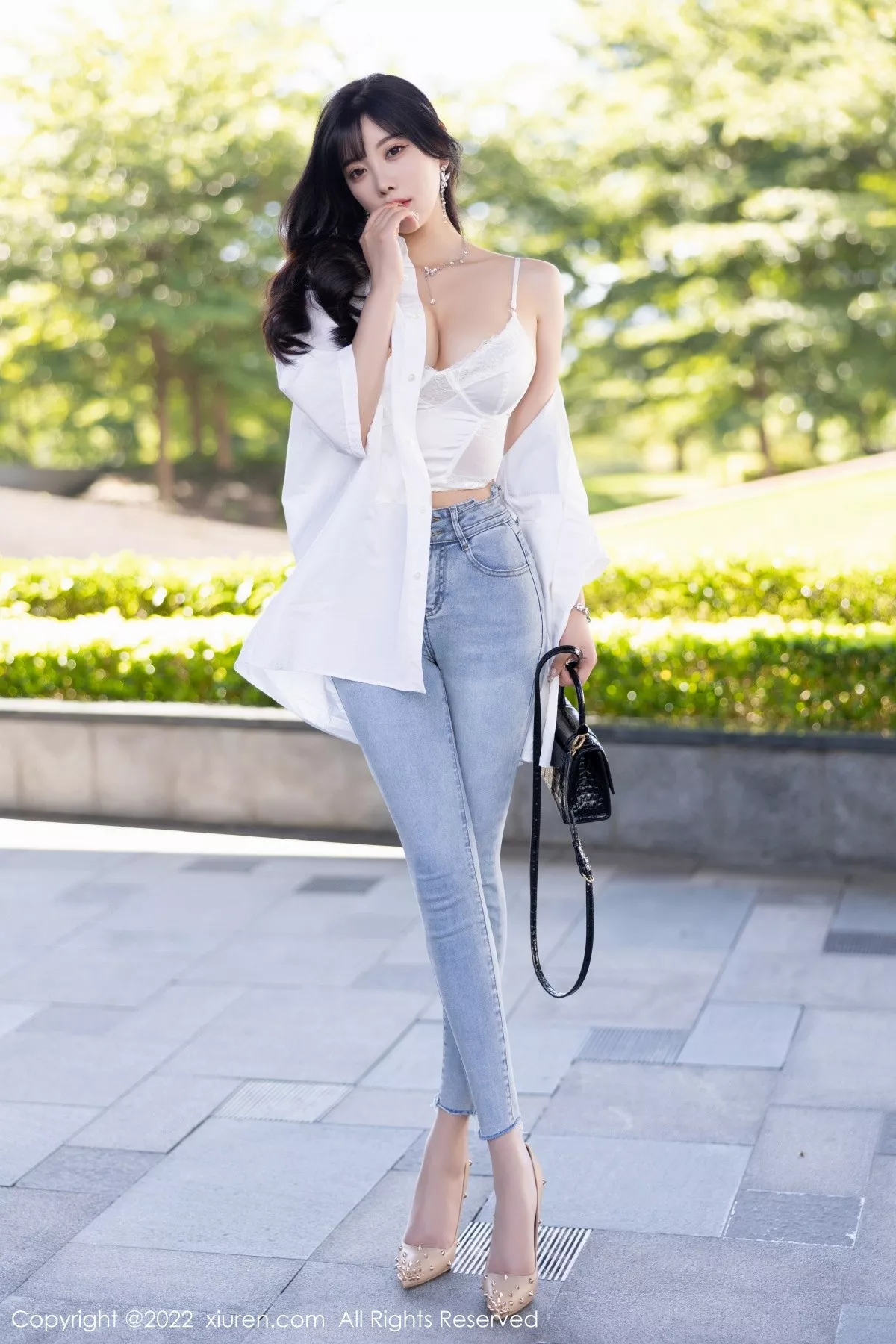 [XiuRen秀人网] 2022.09.20 No.5614 杨晨晨Yome 牛仔裤美臀 [83P] NO.8