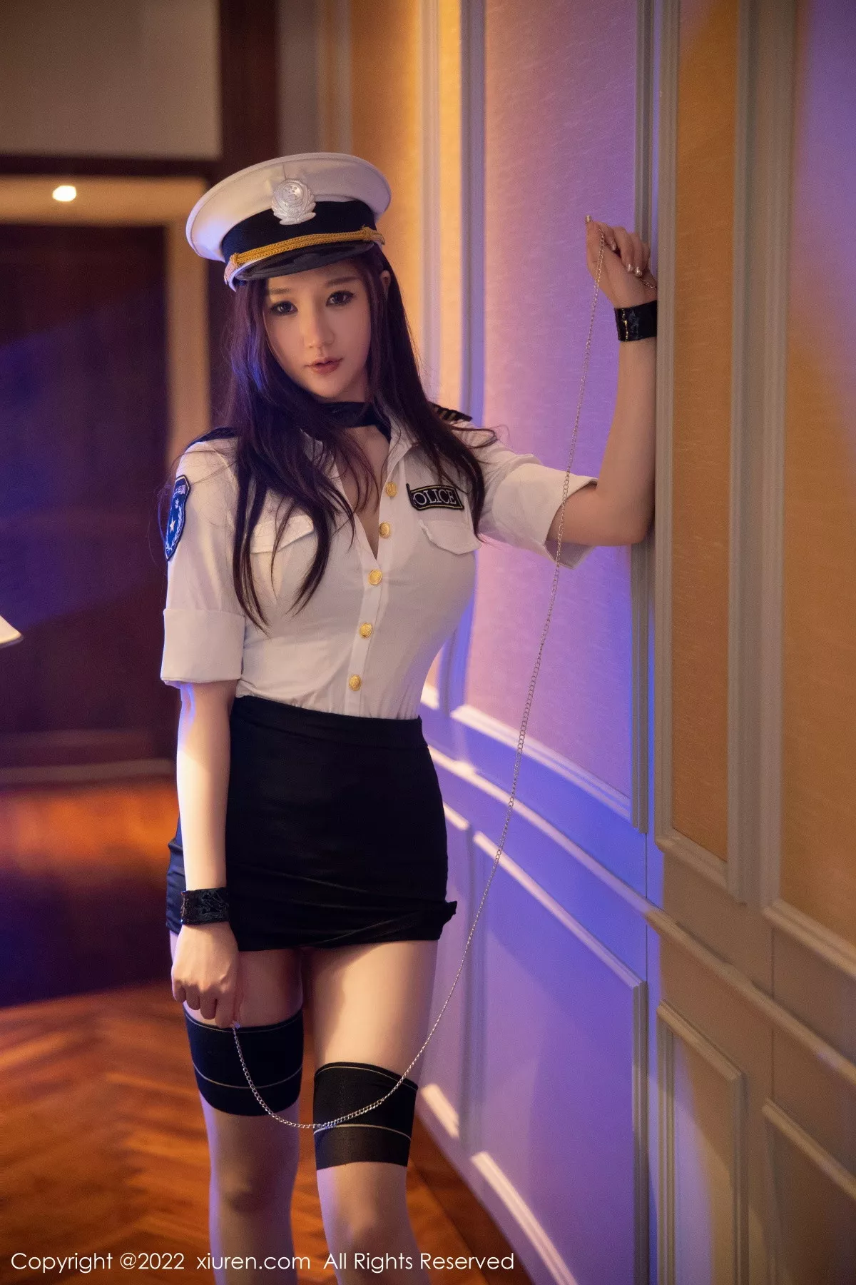 [XiuRen秀人网] 2022.10.21 No.5740 顾乔楠Cora 制服美臀 [83P] NO.5
