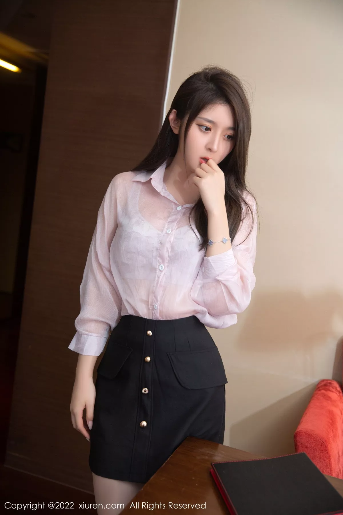 [XiuRen秀人网] 2022.10.21 No.5741 夏甜甜 短裙丝袜 [80P] NO.6