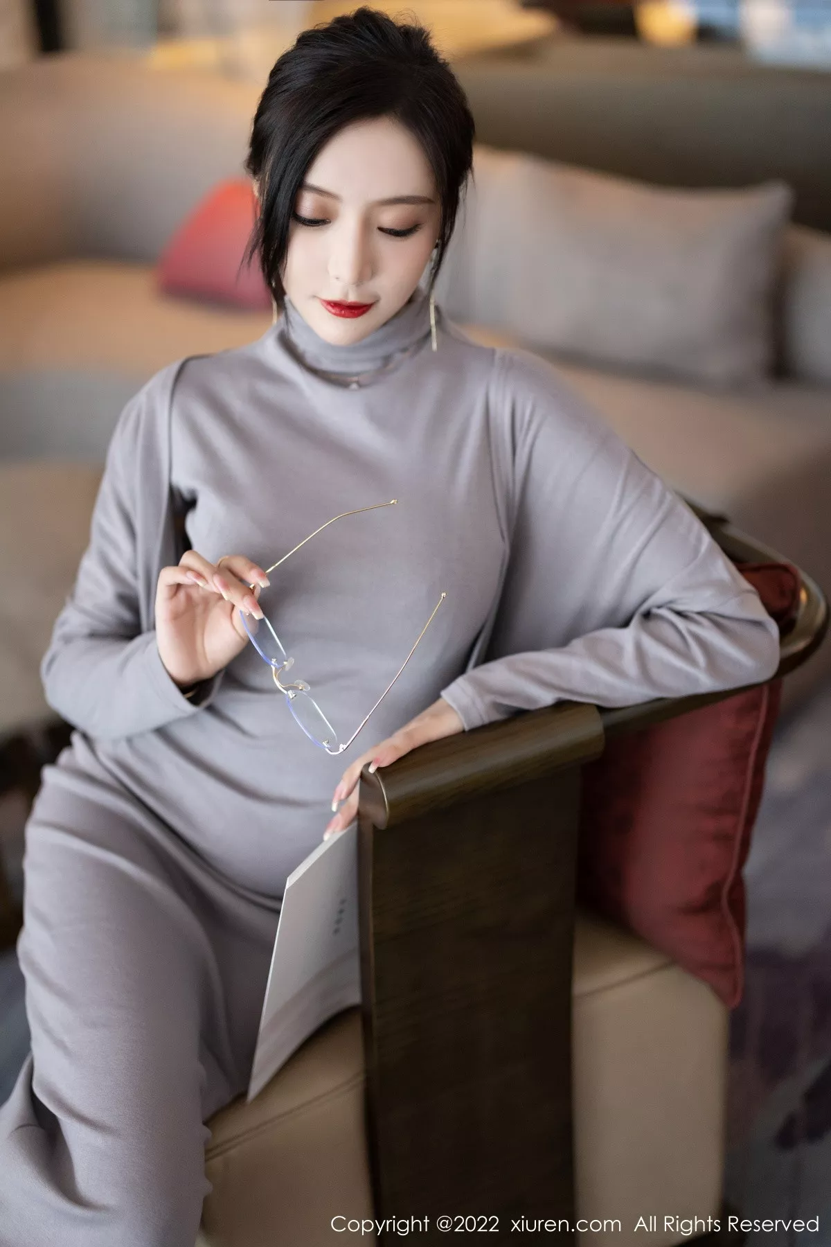 [XiuRen秀人网] 2022.10.21 No.5745 王馨瑶yanni 美腿丝袜 [84P] NO.9