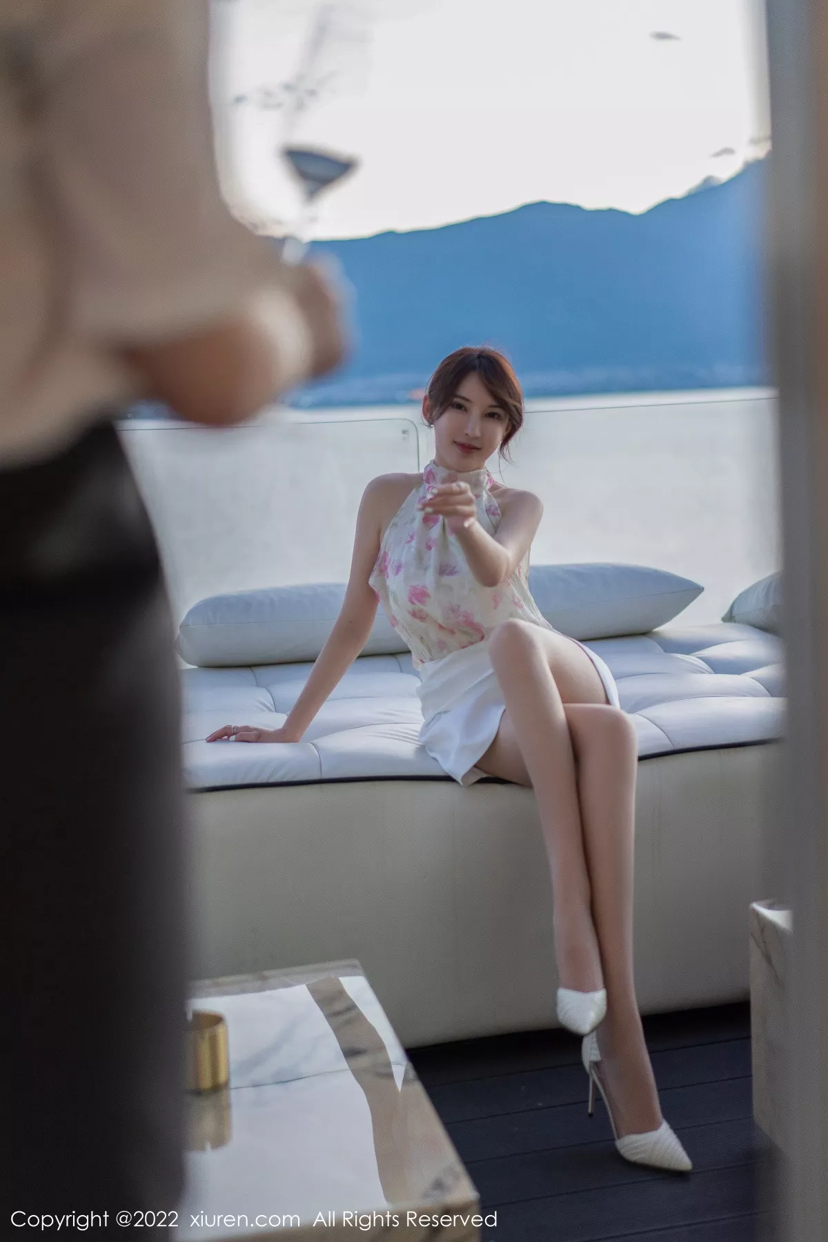 [XiuRen秀人网] 2022.10.21 No.5743 奶瓶土肥圆矮挫丑黑穷 美腿短裙 [113P] NO.2