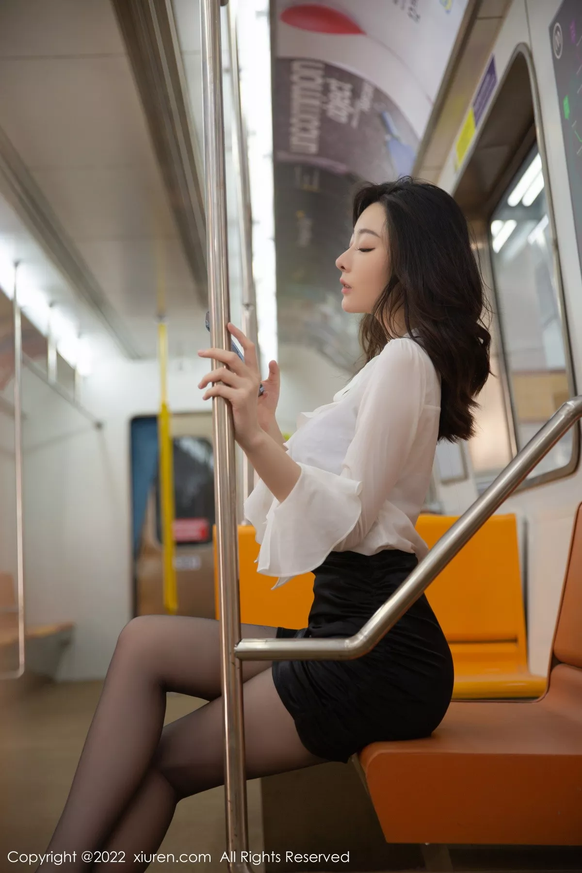 [XiuRen秀人网] 2022.11.04 No.5808 是小逗逗 黑丝短裙 [78P] NO.11