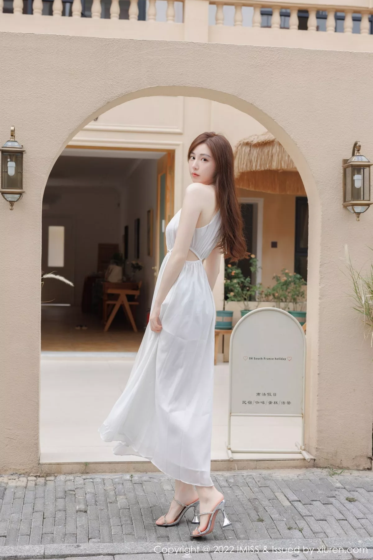 [IMISS爱蜜社] 2022.11.07 VOL.706 Lynn刘奕宁 长裙美腿 [41P] NO.3