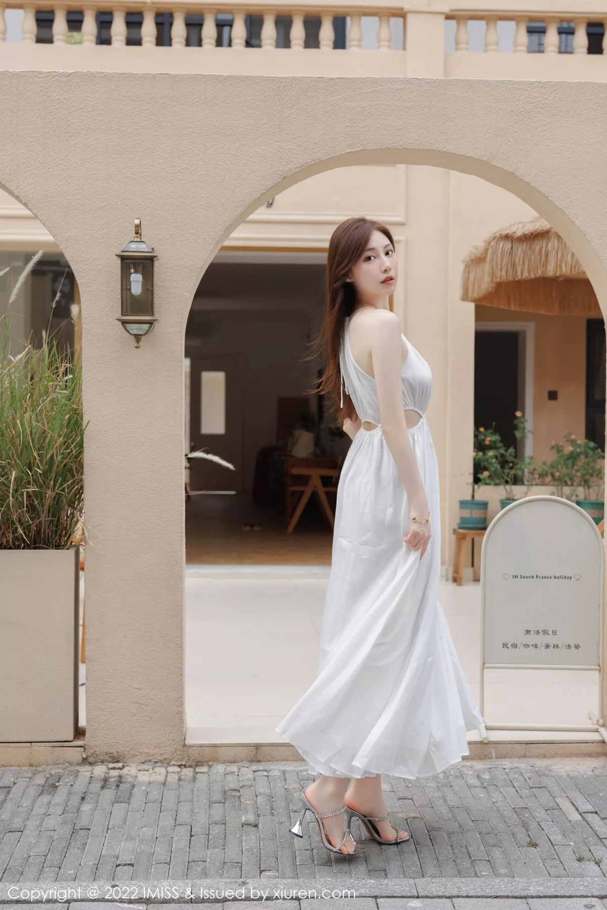 [IMISS爱蜜社] 2022.11.07 VOL.706 Lynn刘奕宁 长裙美腿 [41P] NO.4