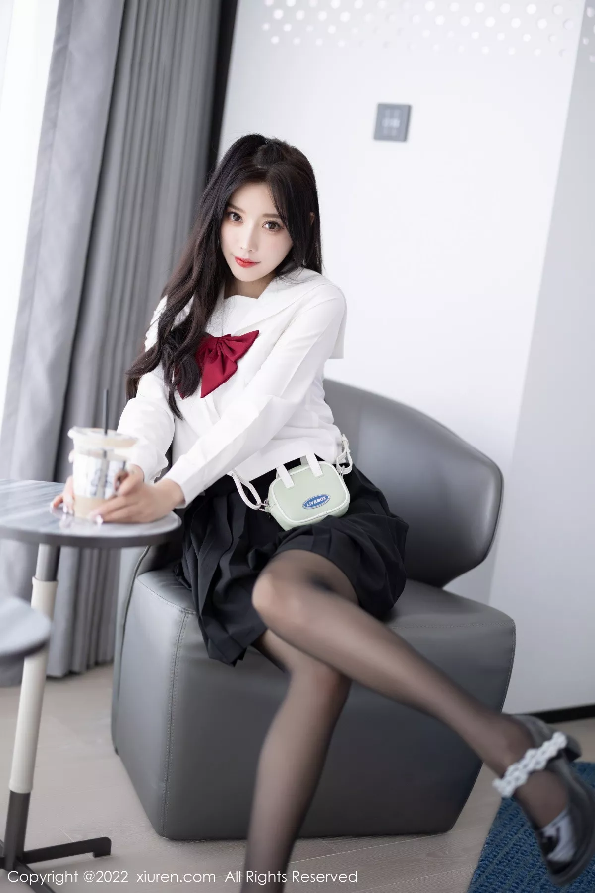 [XiuRen秀人网] 2022.11.08 No.5823 杨晨晨Yome 黑丝美臀 [94P] NO.12