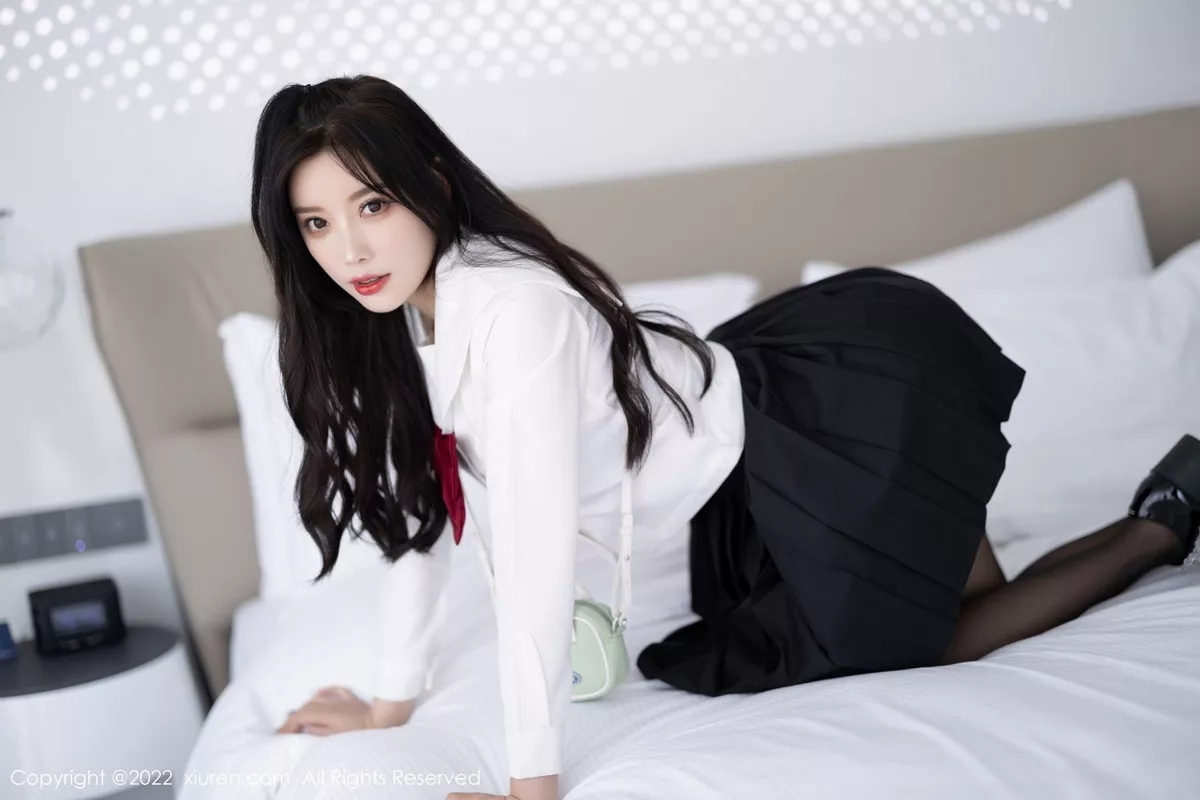 [XiuRen秀人网] 2022.11.08 No.5823 杨晨晨Yome 黑丝美臀 [94P] NO.9