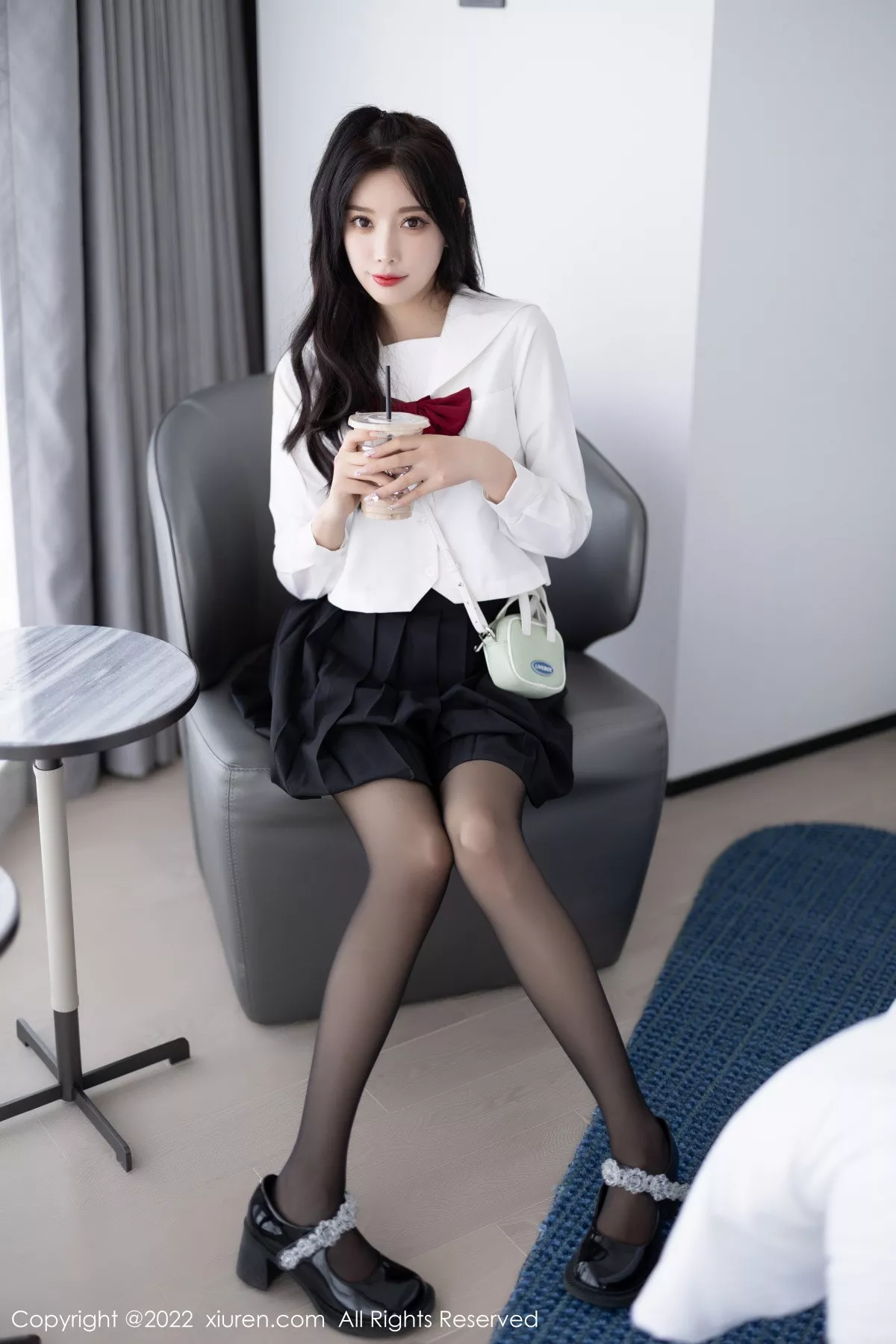 [XiuRen秀人网] 2022.11.08 No.5823 杨晨晨Yome 黑丝美臀 [94P] NO.10