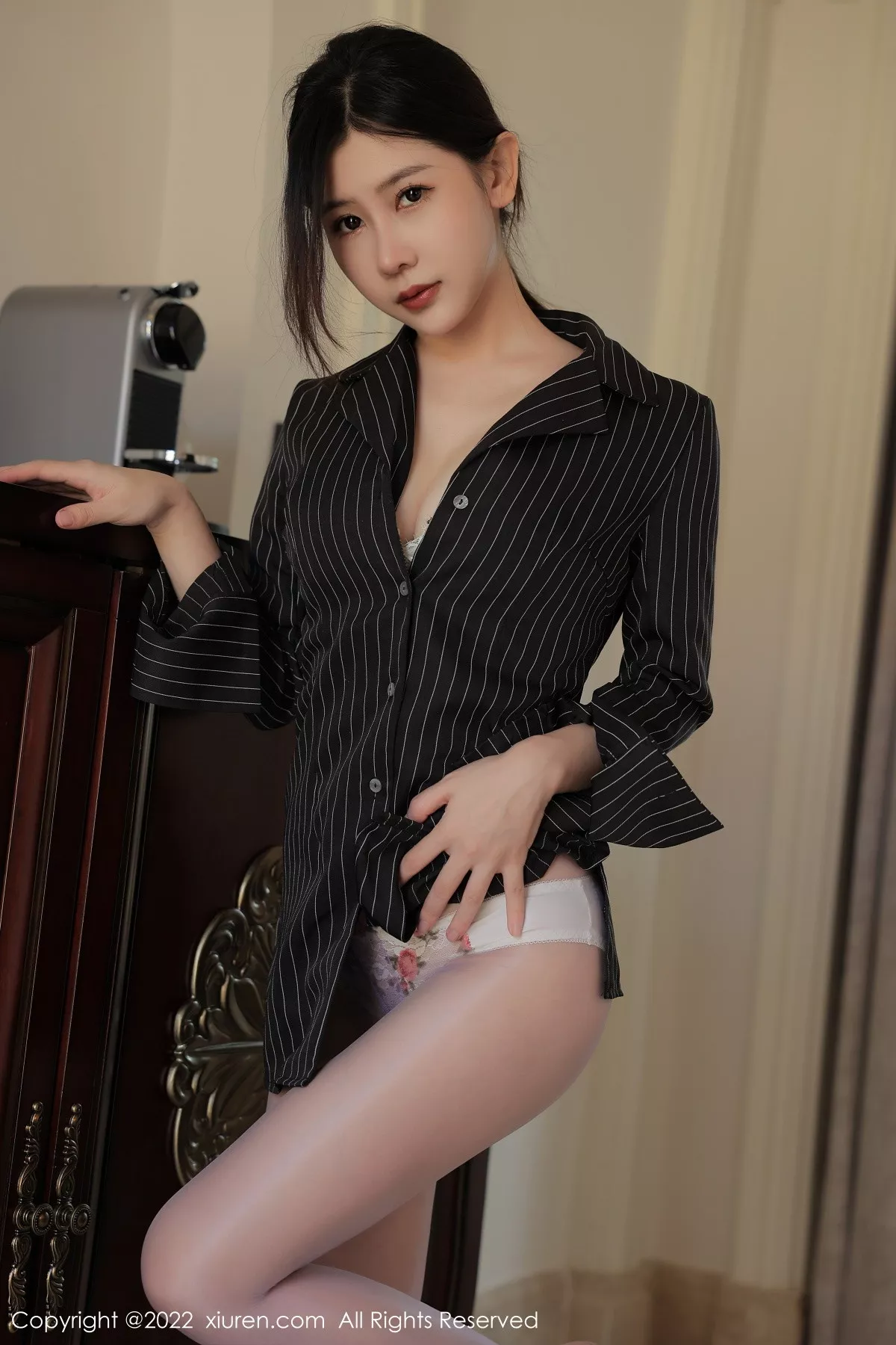 [XiuRen秀人网] 2022.11.09 No.5828 尹甜甜 海南旅拍 [58P] NO.10