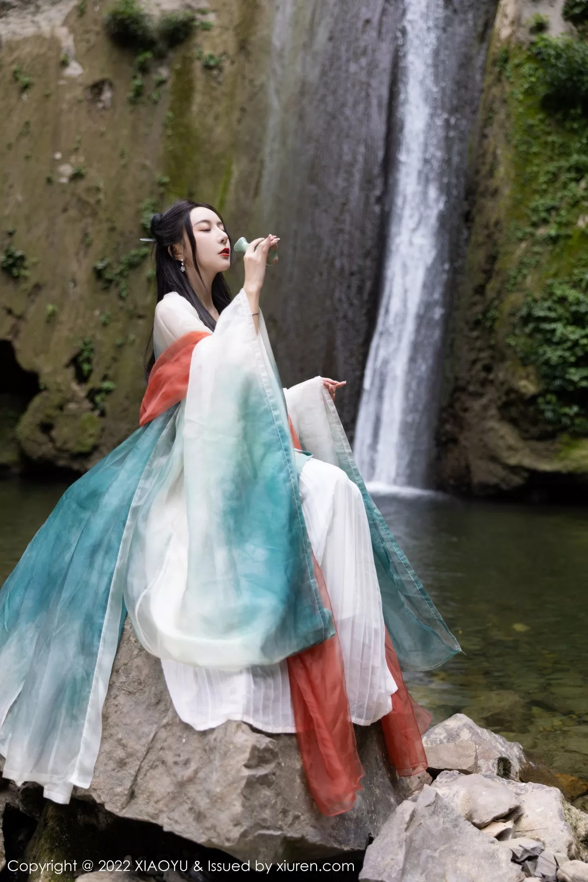 [XIAOYU语画界] 2022.10.25 VOL.889 王馨瑶yanni 杭州旅拍 [92P] NO.1