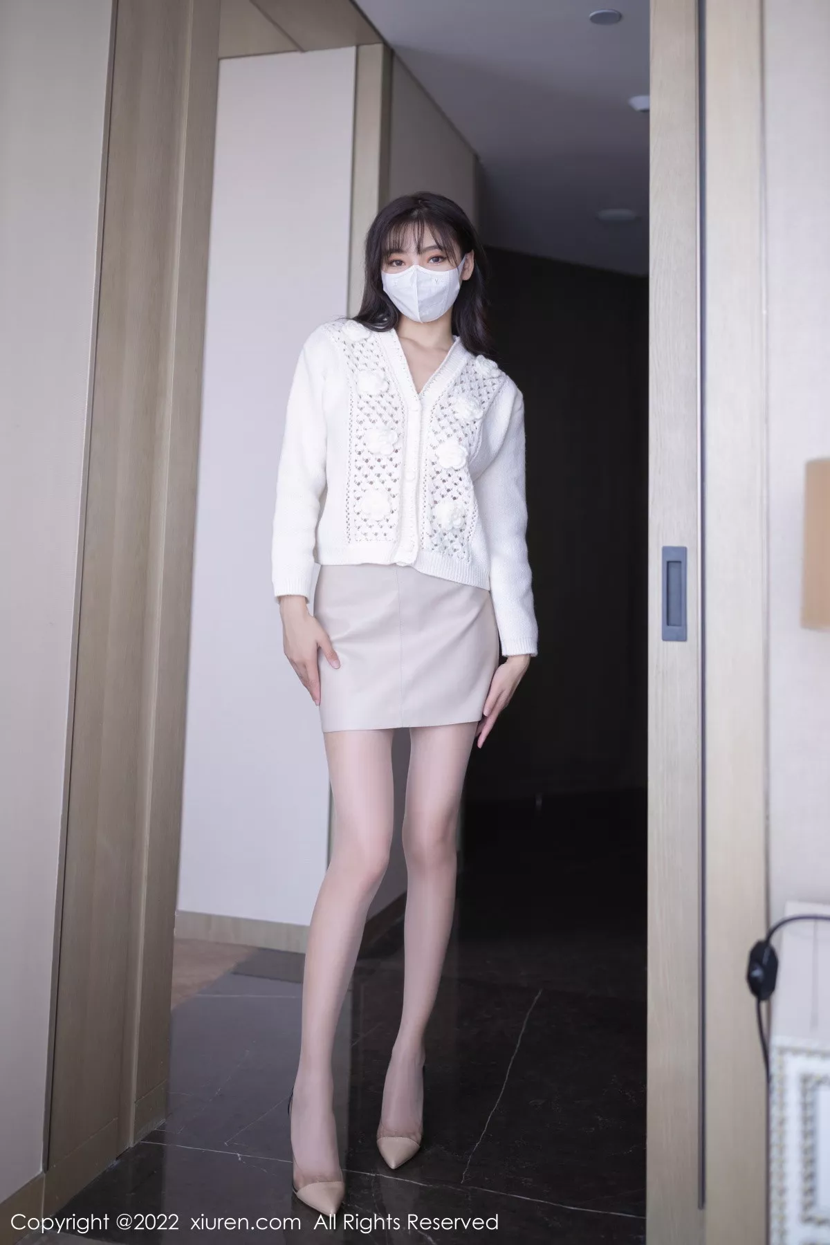 [XiuRen秀人网] 2022.10.27 No.5771 陆萱萱 真空毛衣 [84P] NO.1