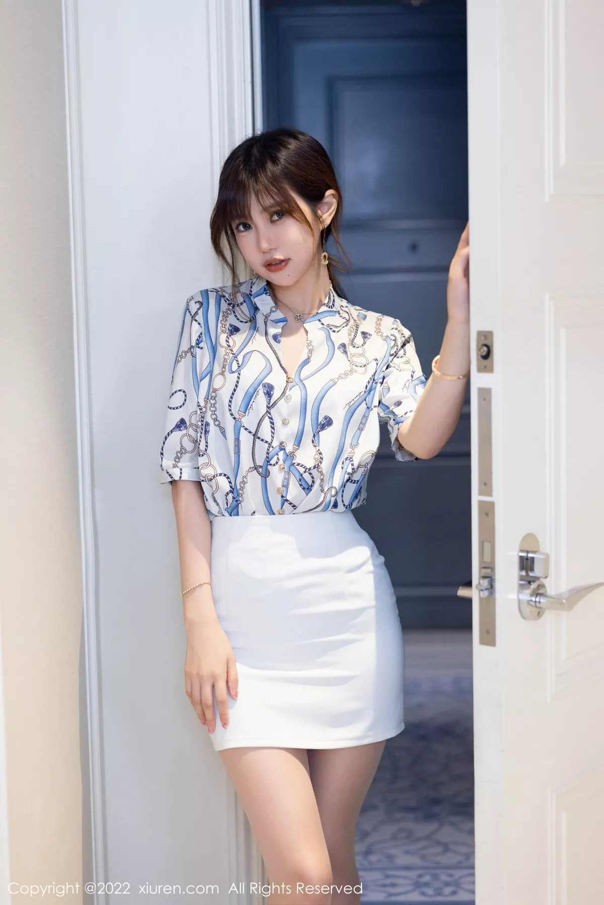 [XiuRen秀人网] 2022.10.28 No.5775 绮里嘉ula 短裙美腿 [102P] NO.3