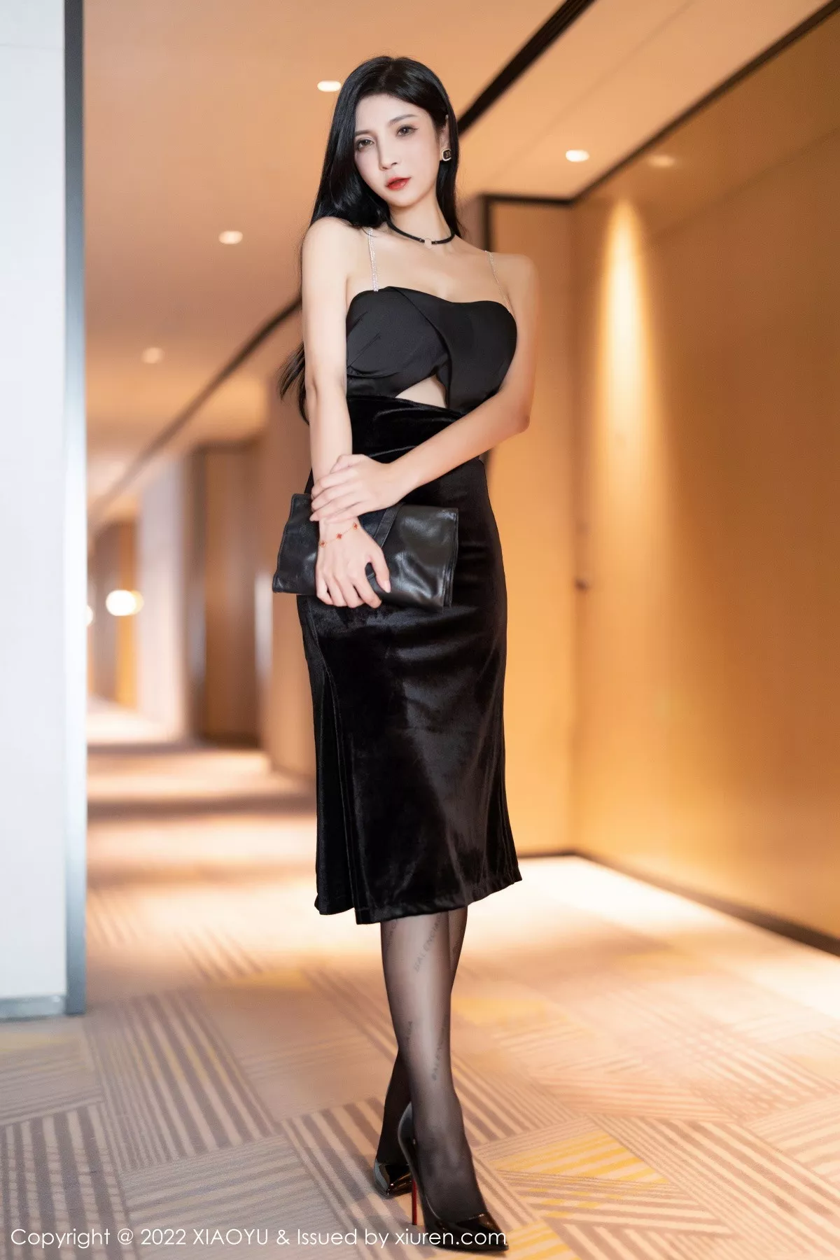 [XIAOYU语画界] 2022.11.21 VOL.908 小蛮妖Yummy 礼裙美腿 [86P] NO.3