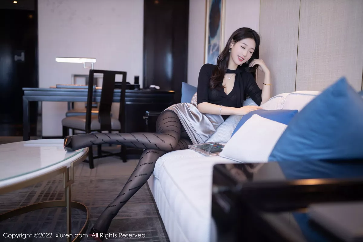 [XiuRen秀人网] 2022.11.21 No.5887 唐安琪 黑丝短裙 [78P] NO.8