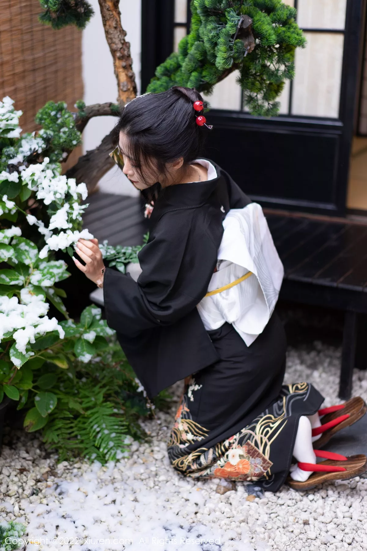 [XiuRen秀人网] 2022.11.30 No.5932 laura阿姣 和服美腿 [74P] NO.5