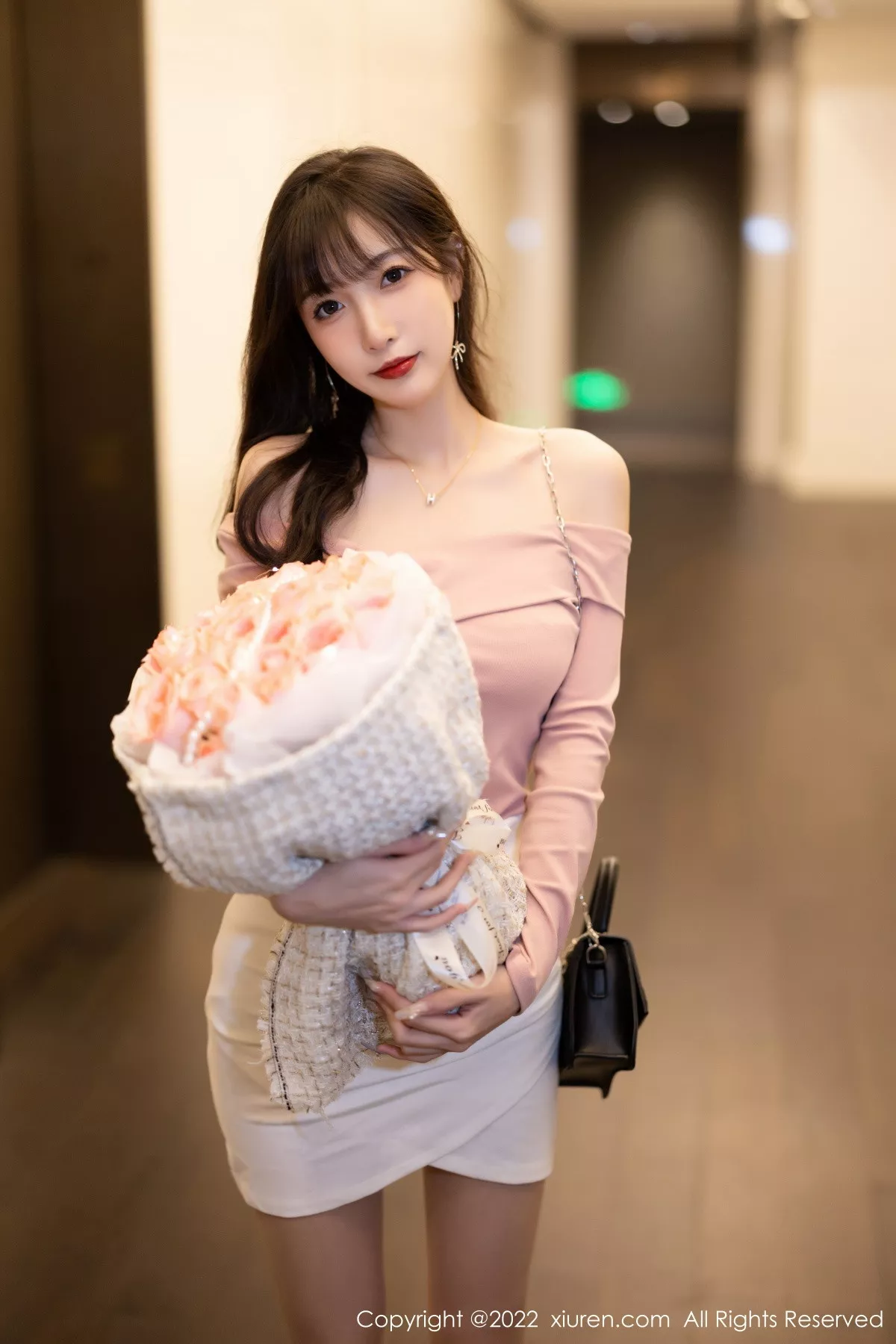 [XiuRen秀人网] 2022.11.30 No.5934 林星阑 短裙美腿 [81P] NO.1