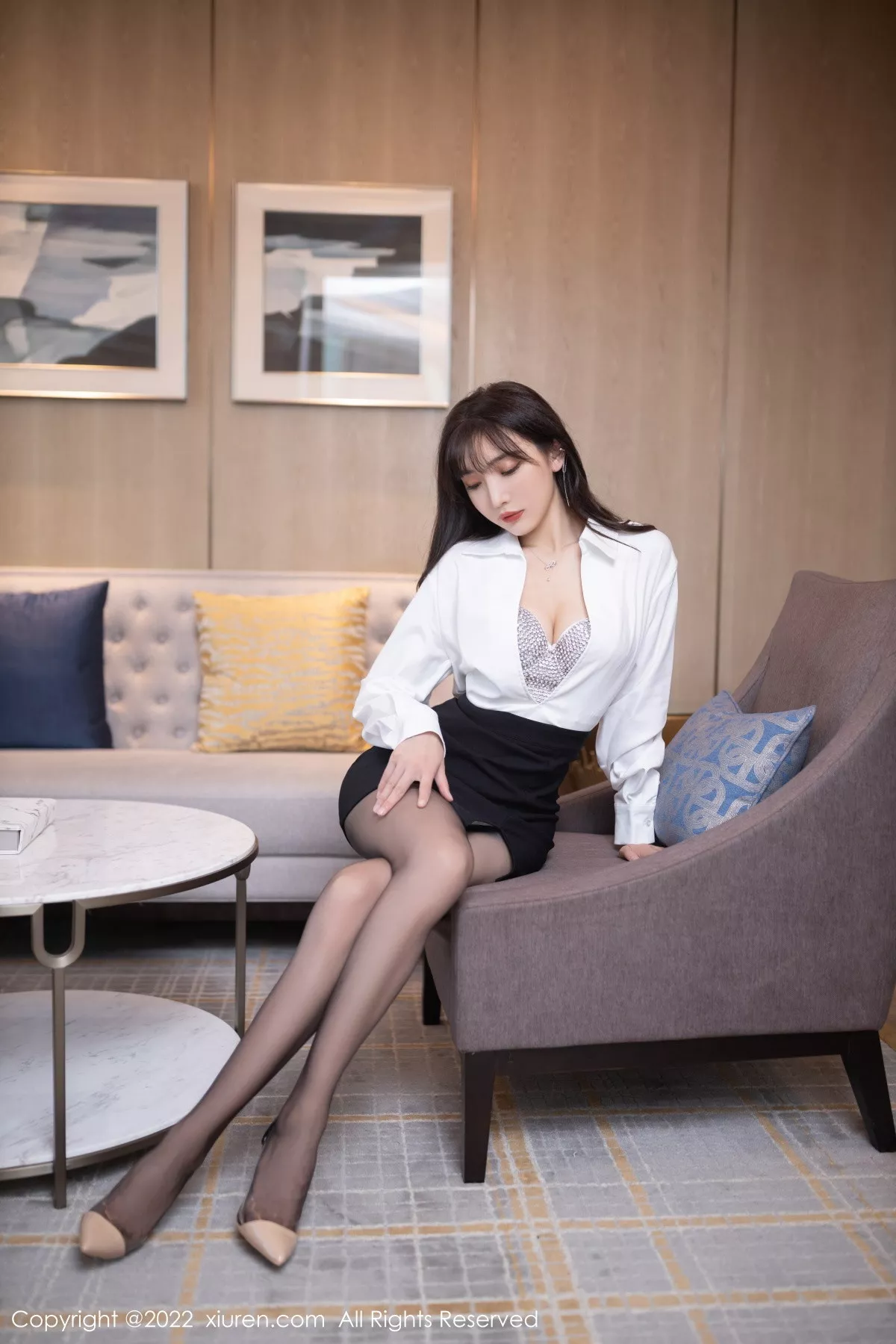 [XiuRen秀人网] 2022.12.01 No.5940 陆萱萱 黑丝美腿 [78P] NO.5