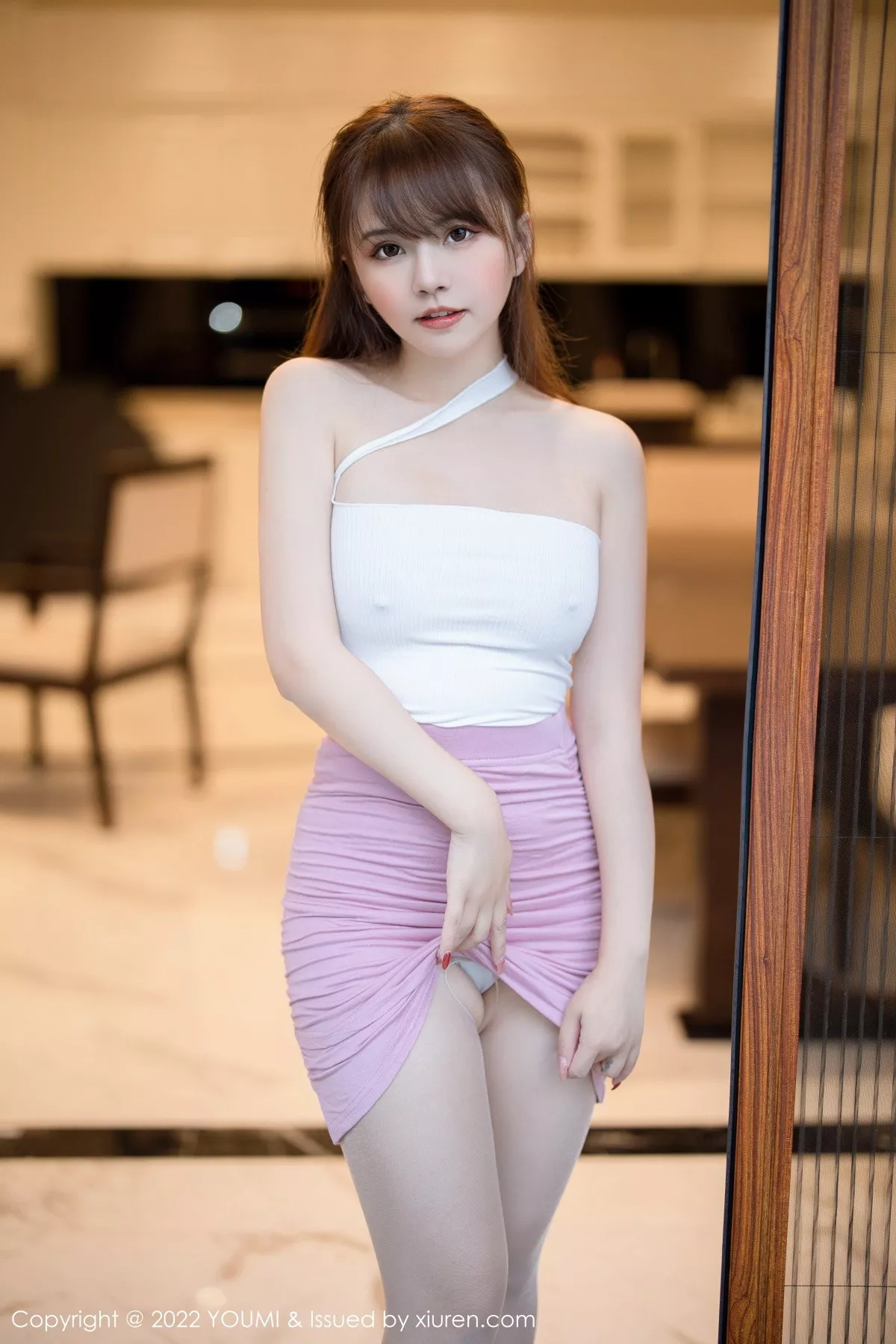 [YOUMI尤蜜荟] 2022.12.01 VOL.872 张思允Nice 短裙美臀 [70P] NO.2