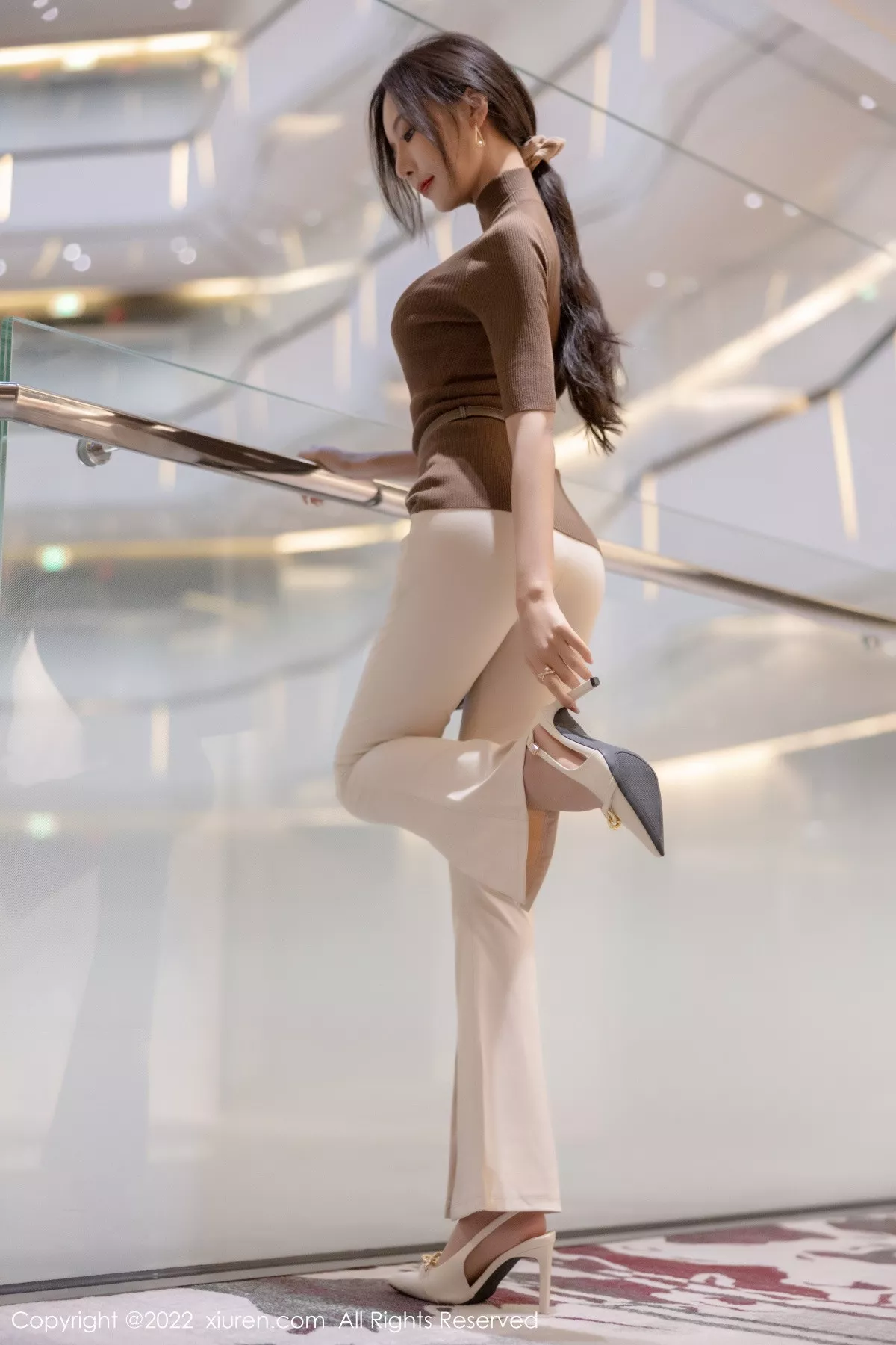 [XiuRen秀人网] 2022.12.09 No.5978 王馨瑶yanni 时尚美腿 [81P] NO.6