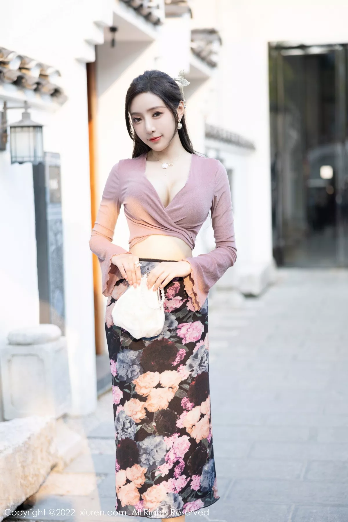 [XiuRen秀人网] 2022.12.12 No.5985 王馨瑶yanni 美腿长裙 [82P] NO.2