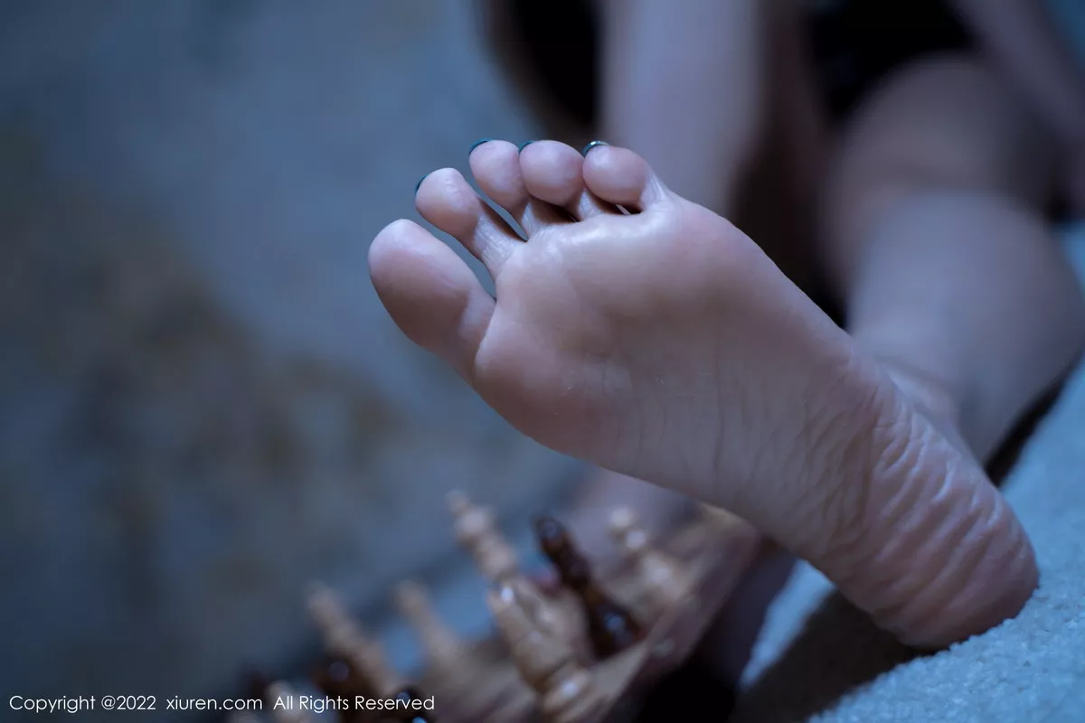 [XiuRen秀人网] 2022.12.13 No.5988 雅雯 黑丝美腿 [65P] NO.11