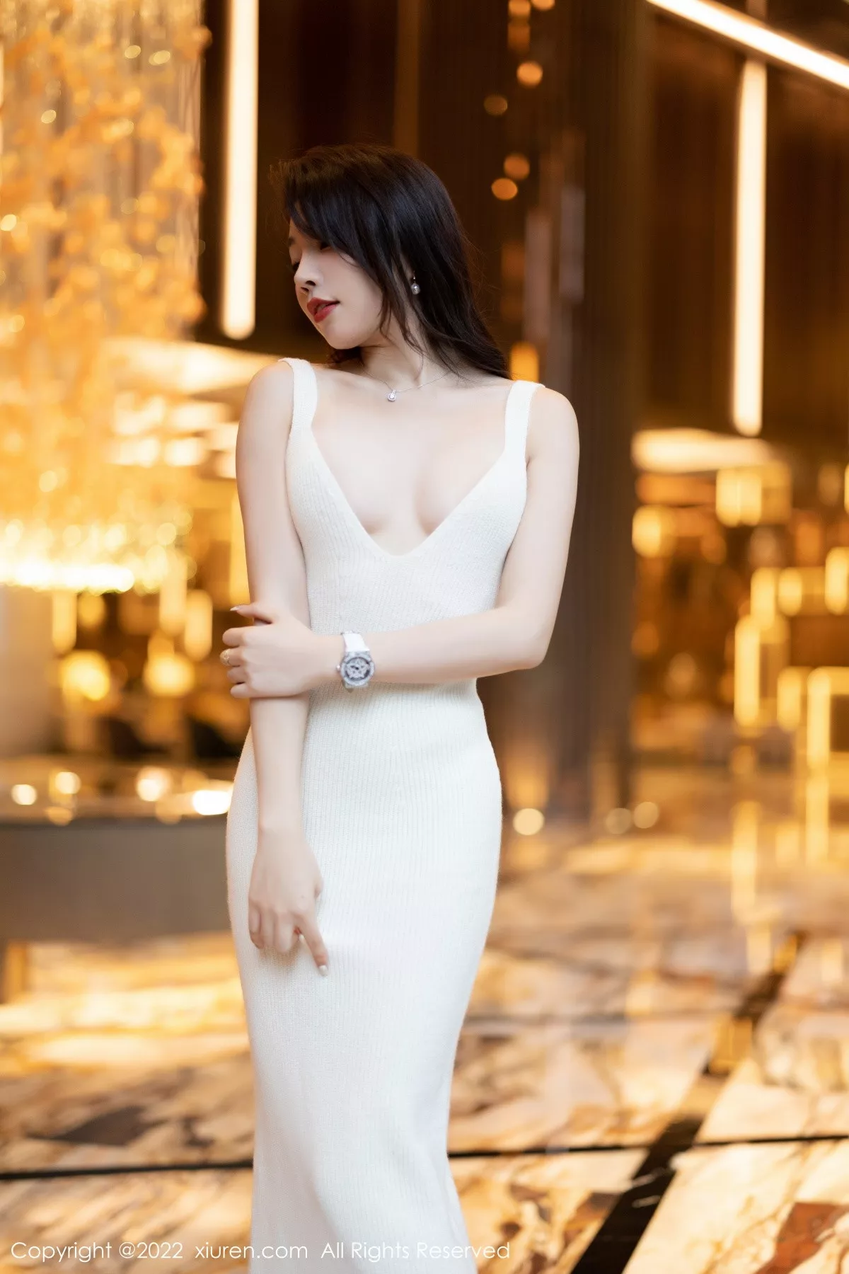 [XiuRen秀人网] 2022.12.16 No.6010 徐莉芝Booty 长裙美腿 [82P] NO.12