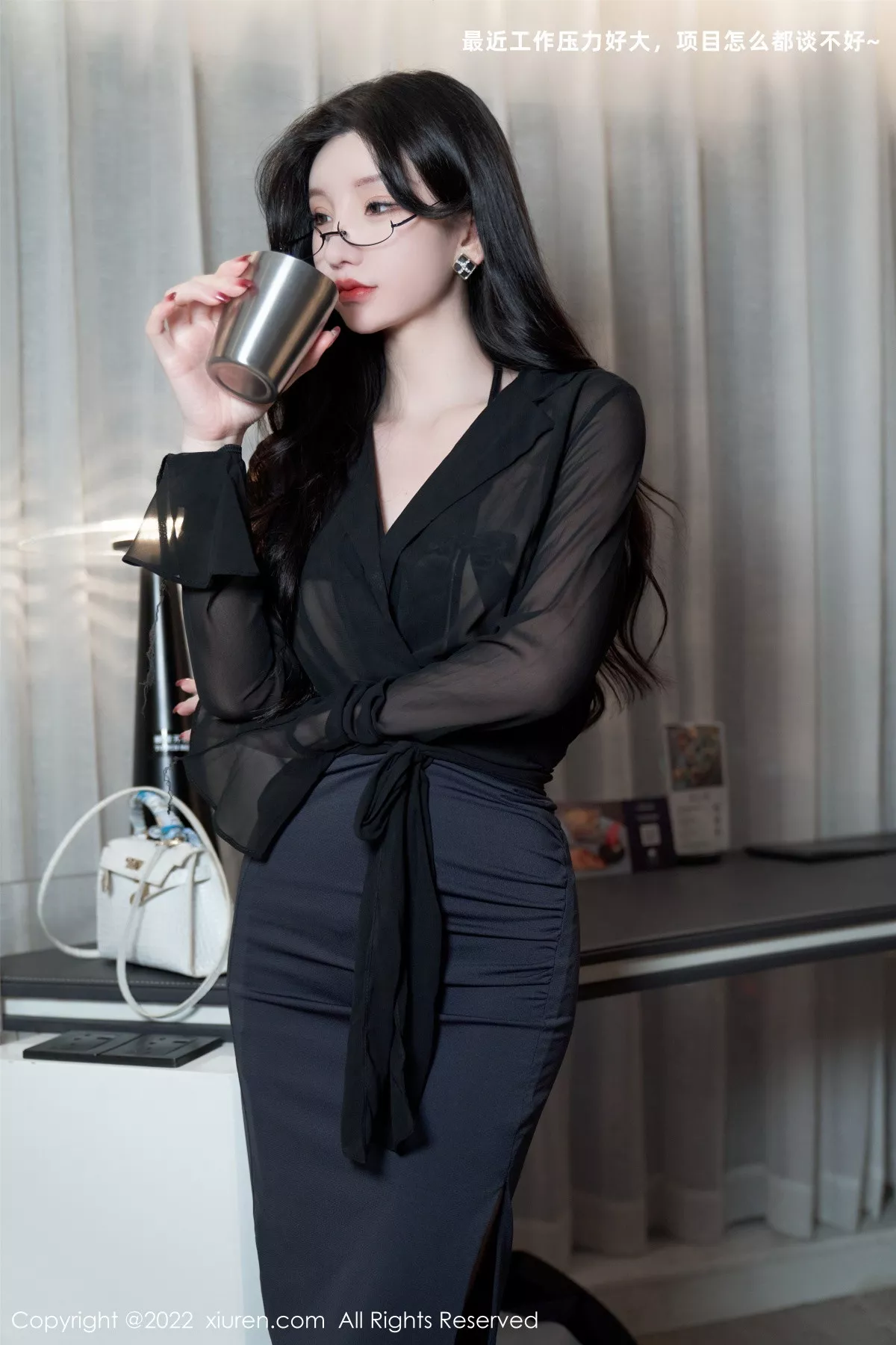 [XiuRen秀人网] 2022.11.25 No.5914 周于希Sally 黑丝美臀 [97P] NO.1