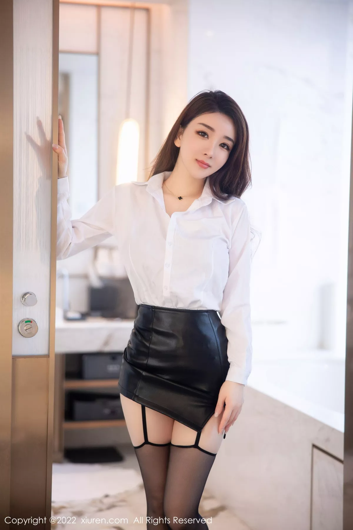 [XiuRen秀人网] 2022.11.28 No.5916 雨儿1494 新人短裙 [74P] NO.8