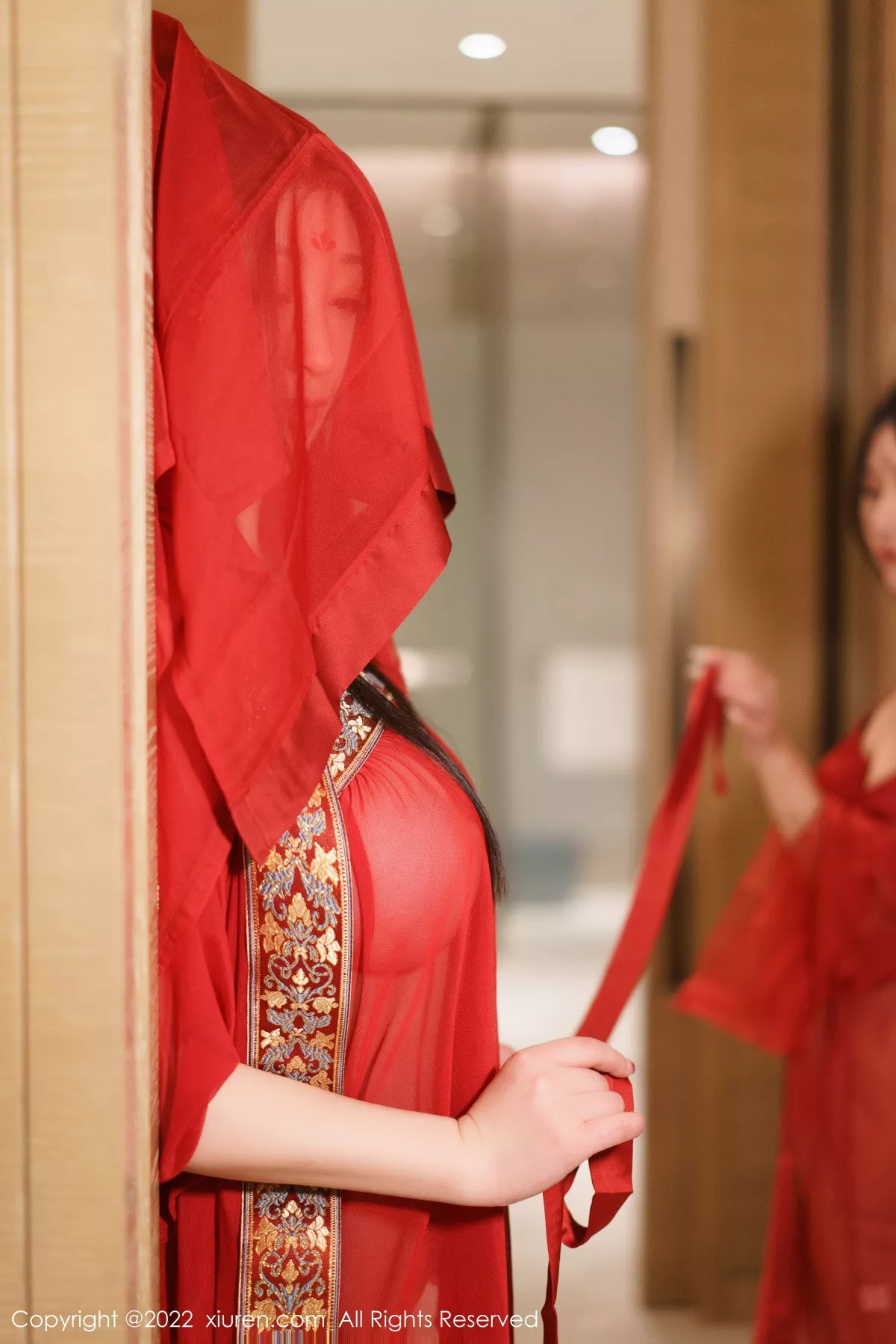 [XiuRen秀人网] 2022.12.30 No.6068 laura阿姣＆妲己_Toxic 美臀美腿 [79P] NO.1