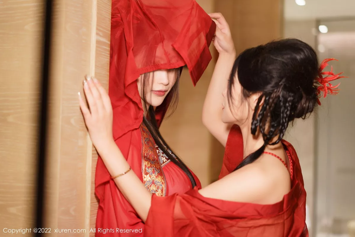 [XiuRen秀人网] 2022.12.30 No.6068 laura阿姣＆妲己_Toxic 美臀美腿 [79P] NO.5