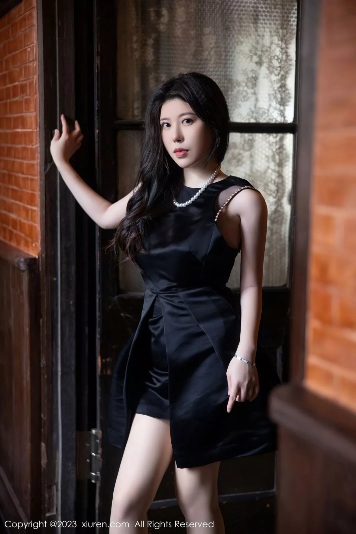 [XiuRen秀人网] 2023.01.05 No.6089 白茹雪 丰腴美臀 [72P] NO.1