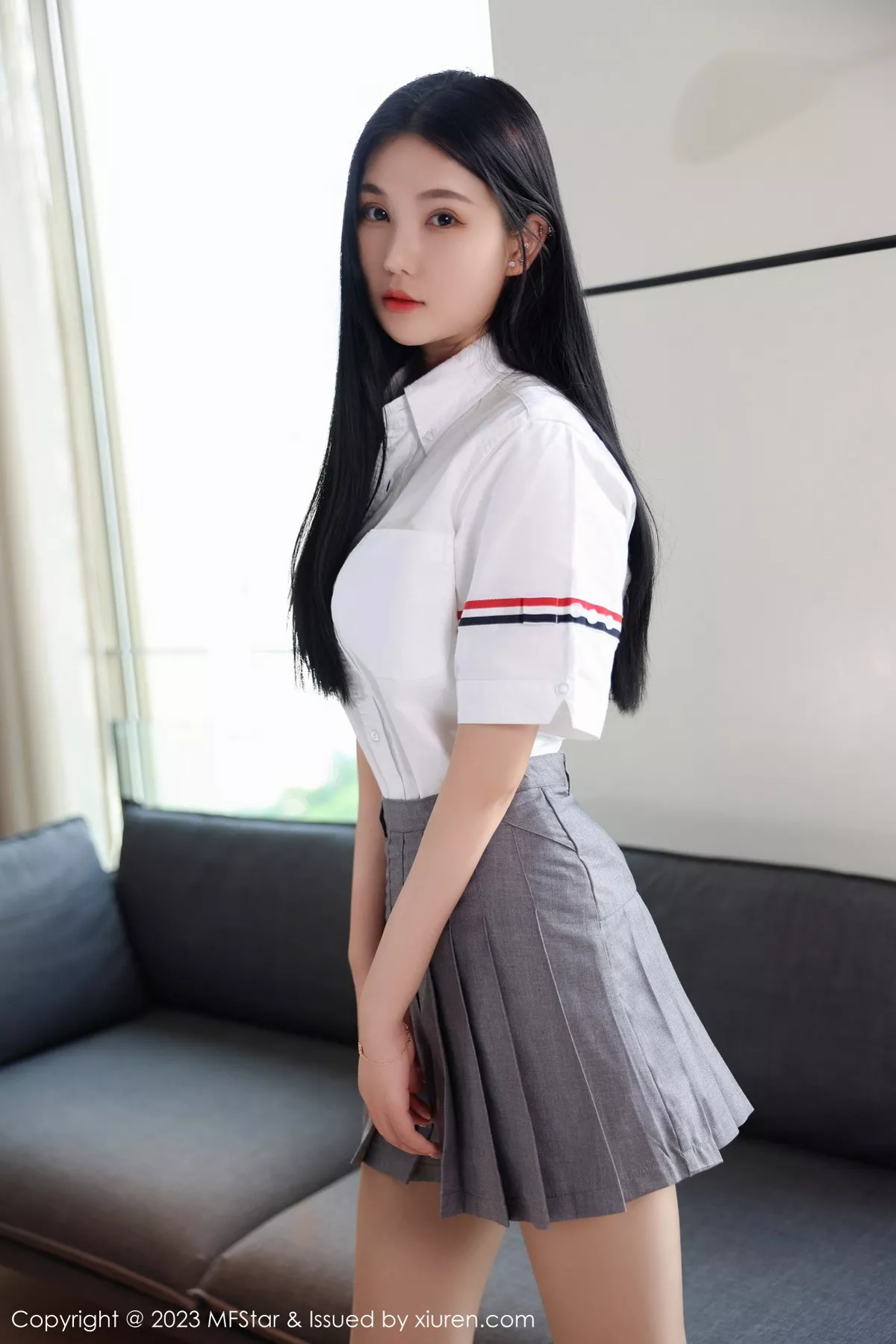 [MFStar模范学院] 2023.01.05 VOL.578 Ai西西里 短裙美腿 [62P] NO.3