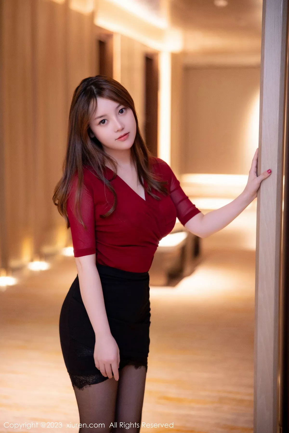 [XiuRen秀人网] 2023.01.06 No.6096 豆瓣酱 黑丝美臀 [96P] NO.6