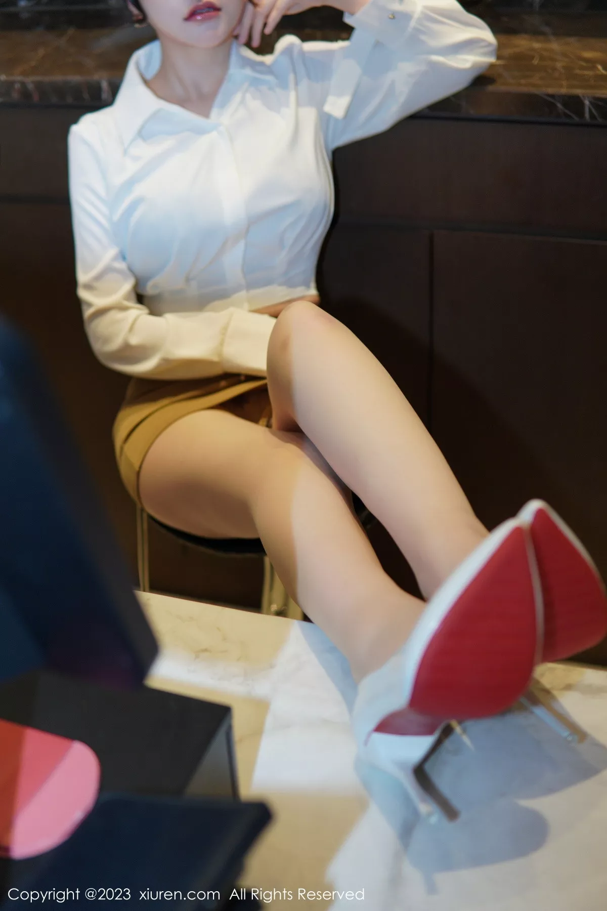 [XiuRen秀人网] 2023.01.10 No.6111 桃桃子_ 短裙美腿 [86P] NO.3