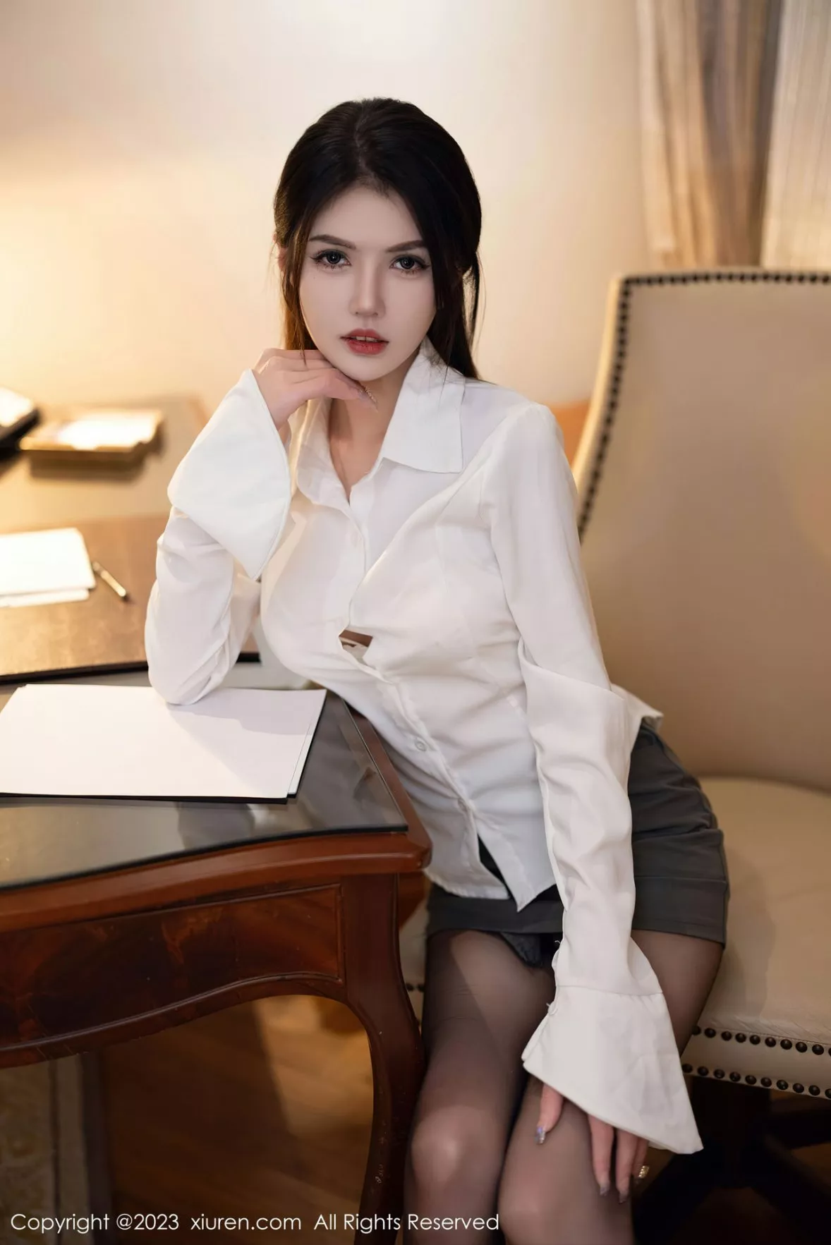 [XiuRen秀人网] 2023.01.12 No.6125 媛媛酱belle 短裙丝袜 [84P] NO.1